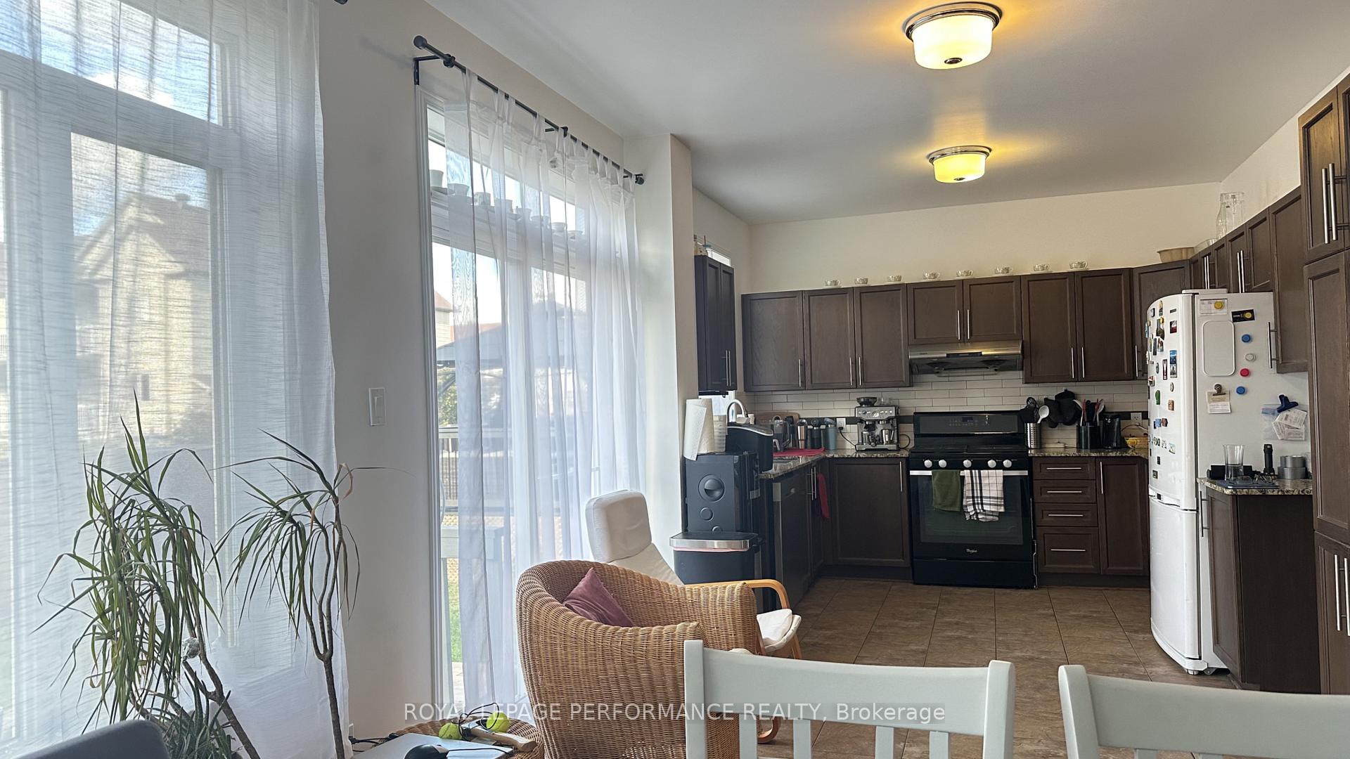 Photo 6 of 368 Antigonish Avenue, Ottawa, Springridge/East Village — HOMEH