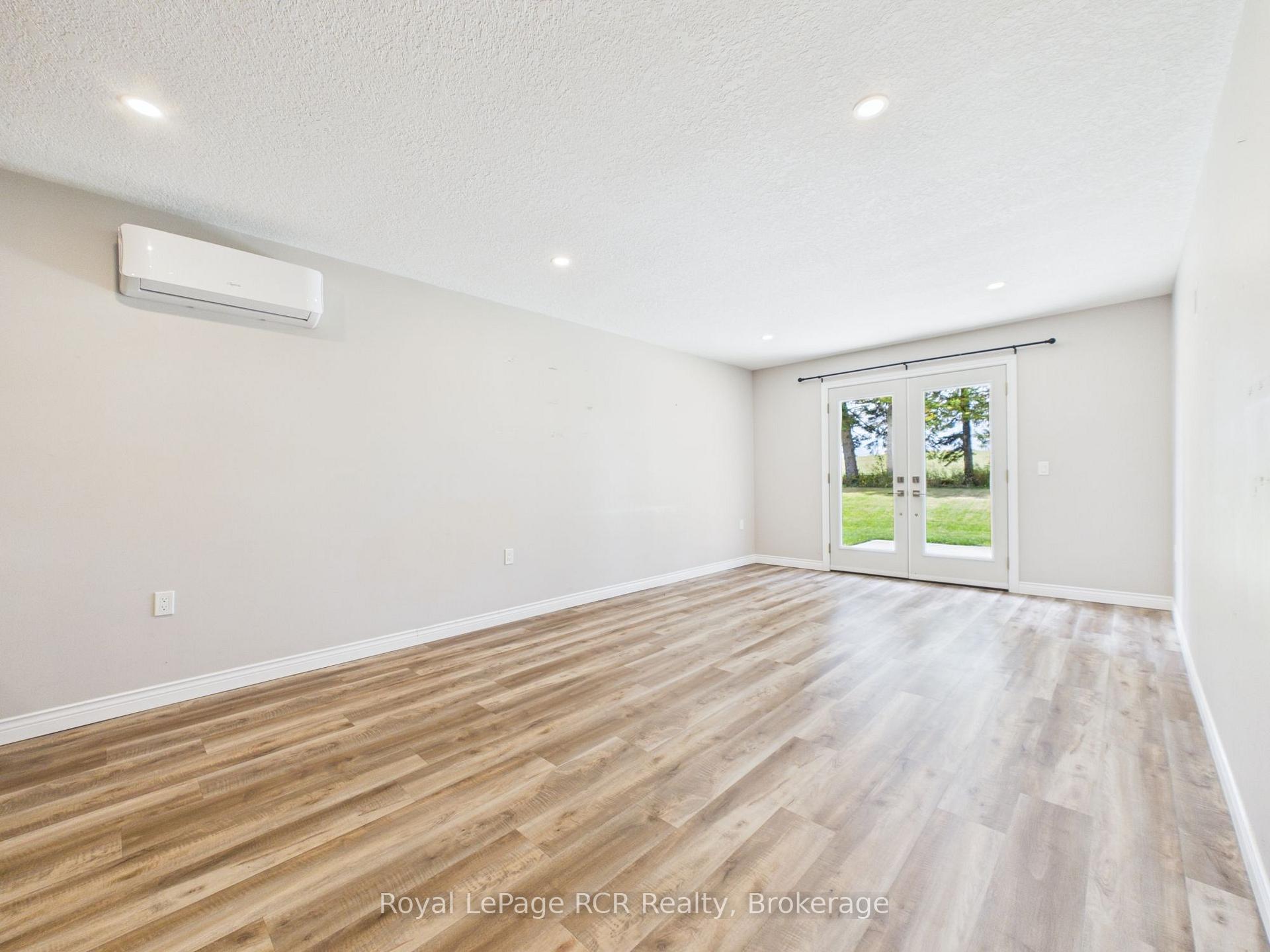 Photo 12 of Unit 3, 91135 Belmore Line, Morris Turnberry, Turnberry — HOMEH