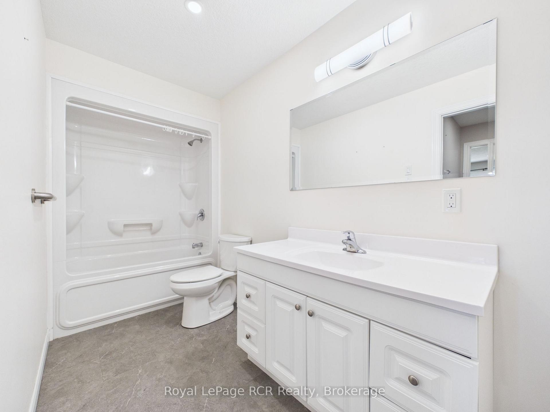 Photo 13 of Unit 3, 91135 Belmore Line, Morris Turnberry, Turnberry — HOMEH