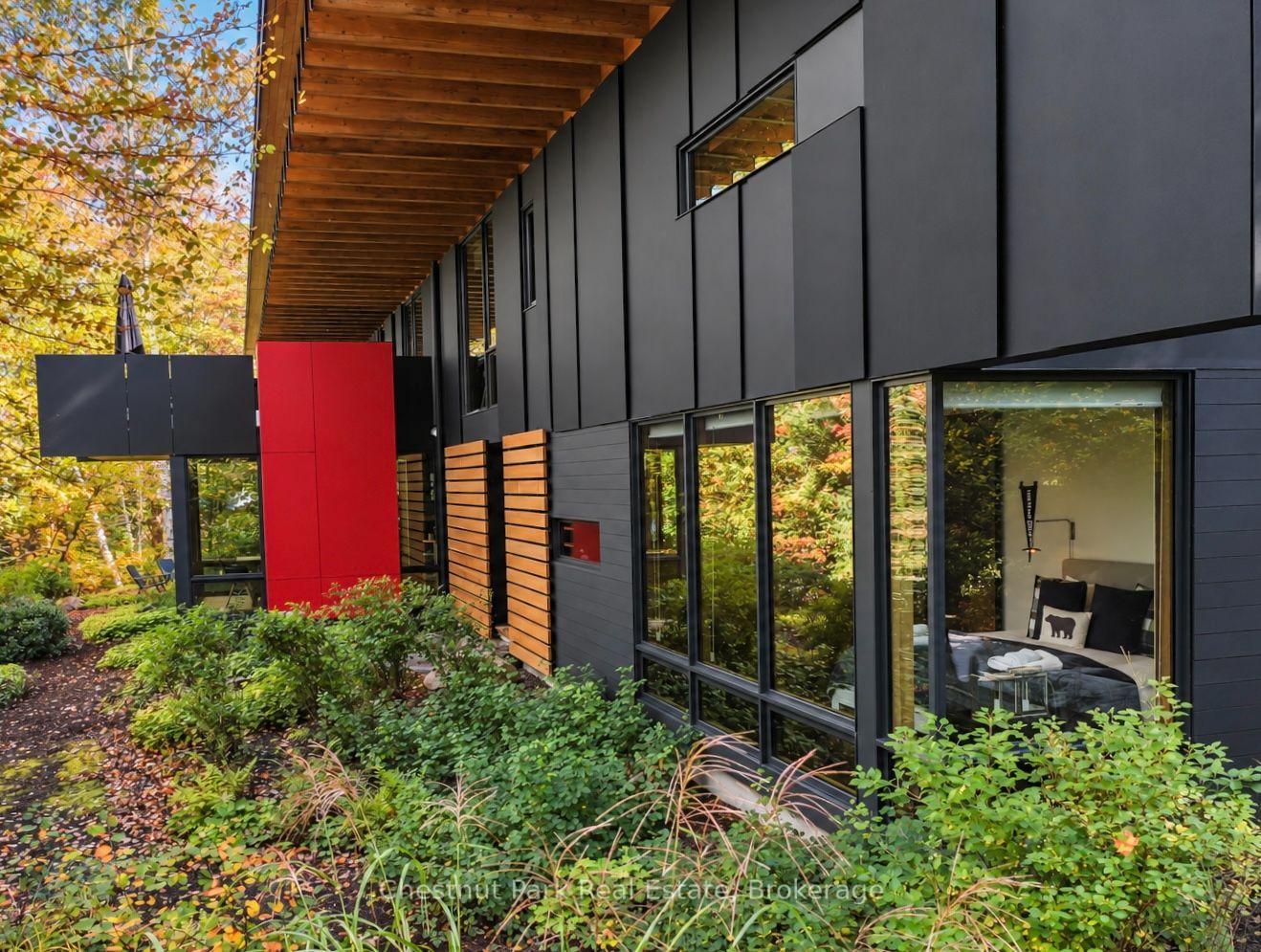 Photo 3 of 1196 Enterprise Drive, Highlands East, Glamorgan — HOMEH