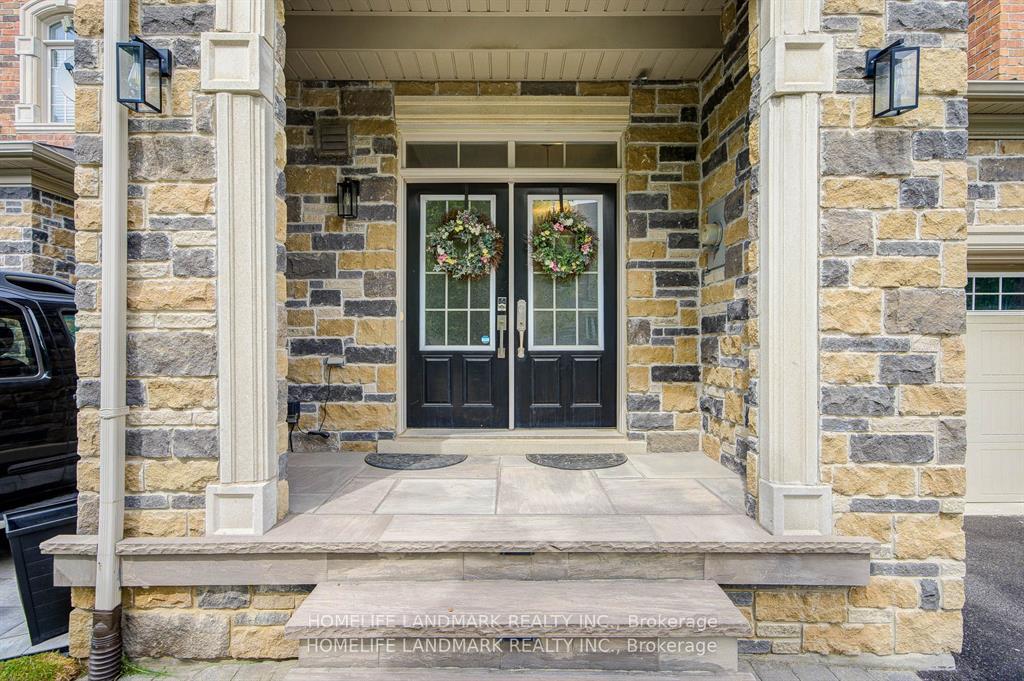 Photo 2 of 2479 Gateshead Common, Oakville, Bronte Creek — HOMEH