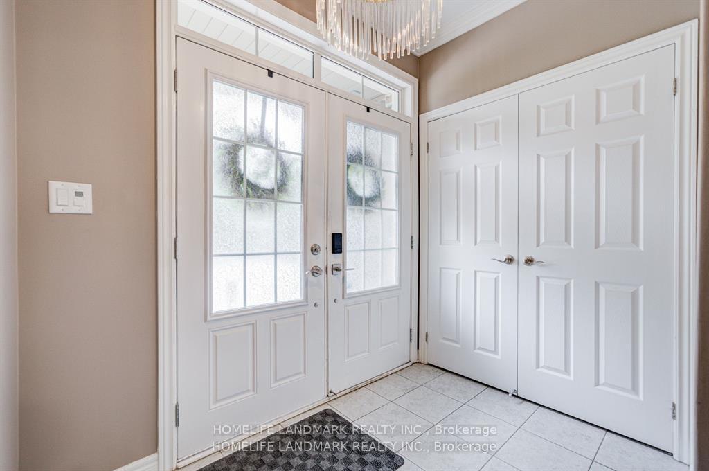 Photo 3 of 2479 Gateshead Common, Oakville, Bronte Creek — HOMEH