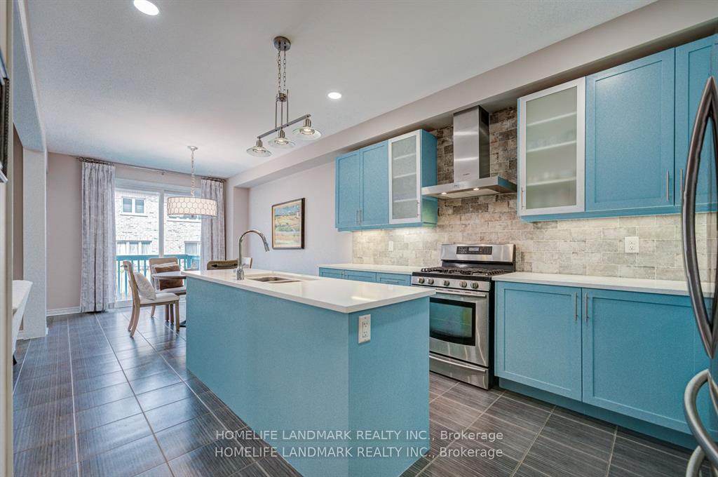 Photo 12 of 2479 Gateshead Common, Oakville, Bronte Creek — HOMEH
