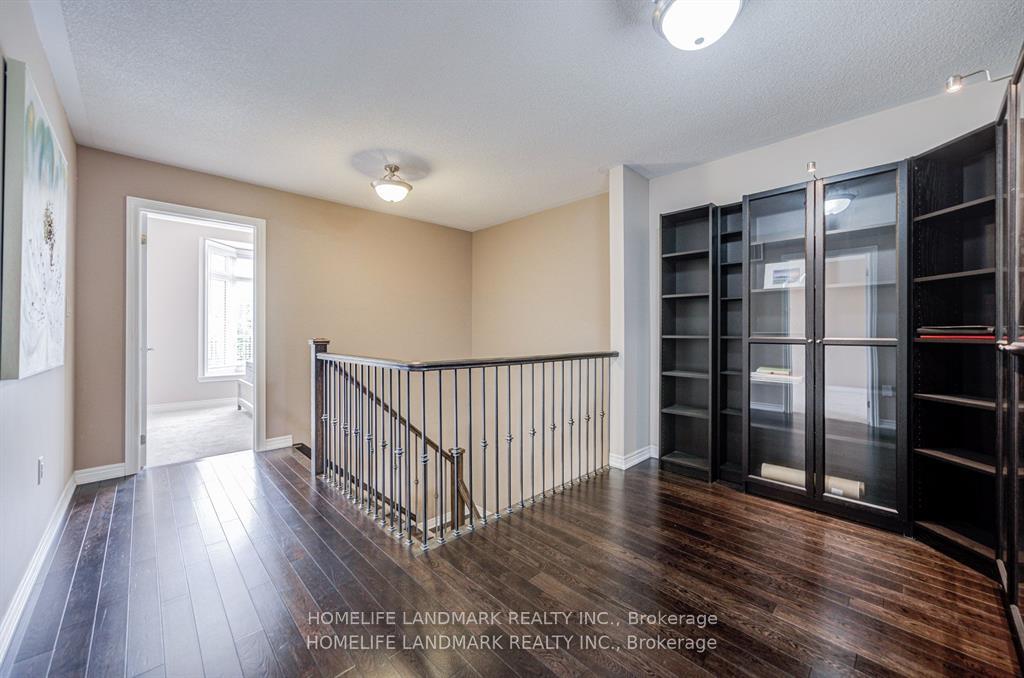 Photo 17 of 2479 Gateshead Common, Oakville, Bronte Creek — HOMEH