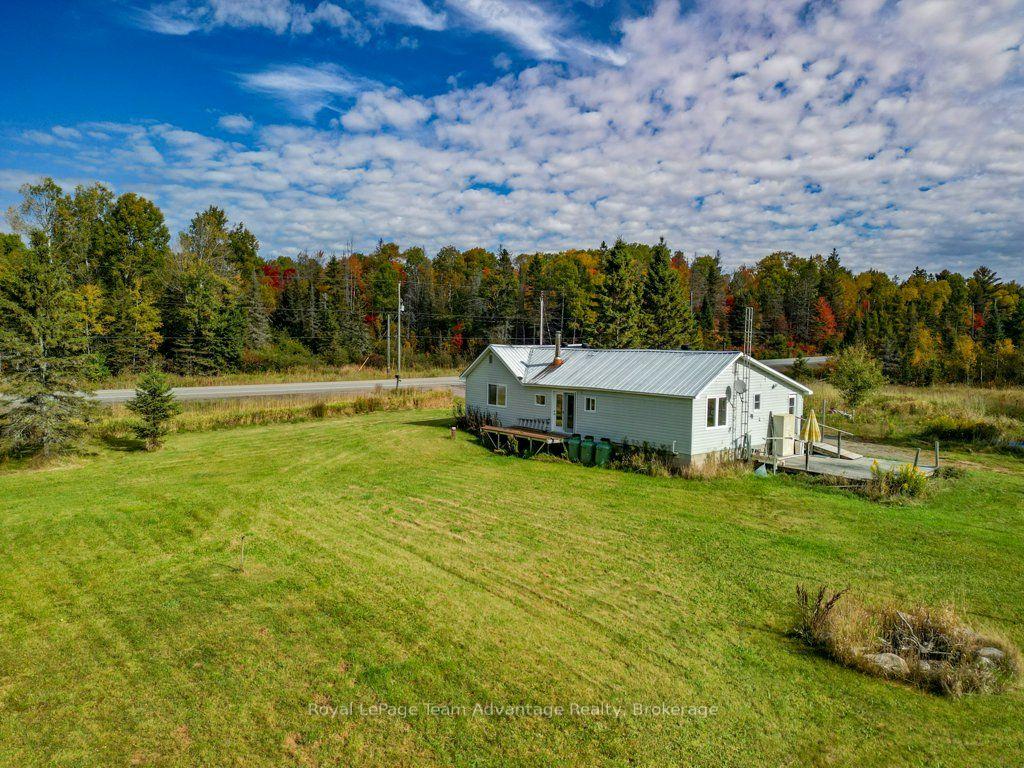 Photo 3 of 3025 Highway 124, Sundridge — HOMEH