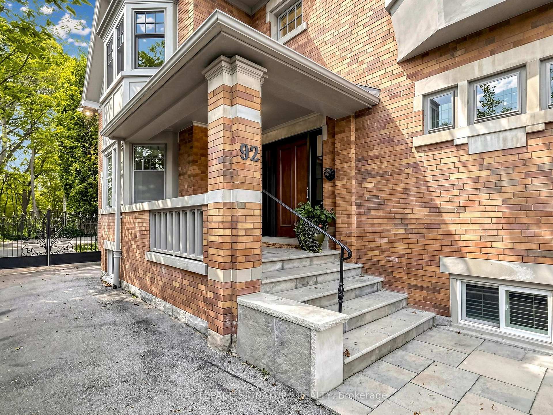 Photo 6 of 92 Inglewood Drive, Toronto, Rosedale-Moore Park — HOMEH