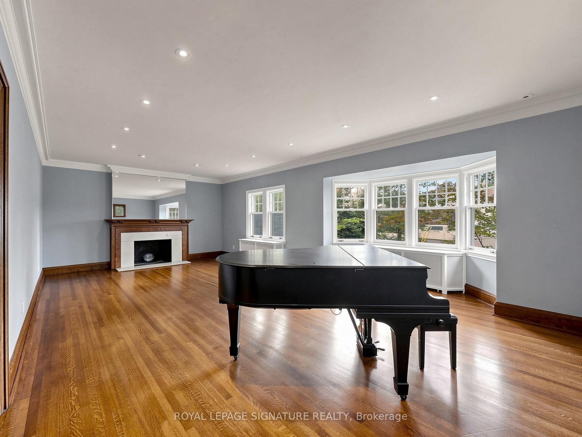 Photo 5 of 92 Inglewood Drive, Toronto, Rosedale-Moore Park — HOMEH