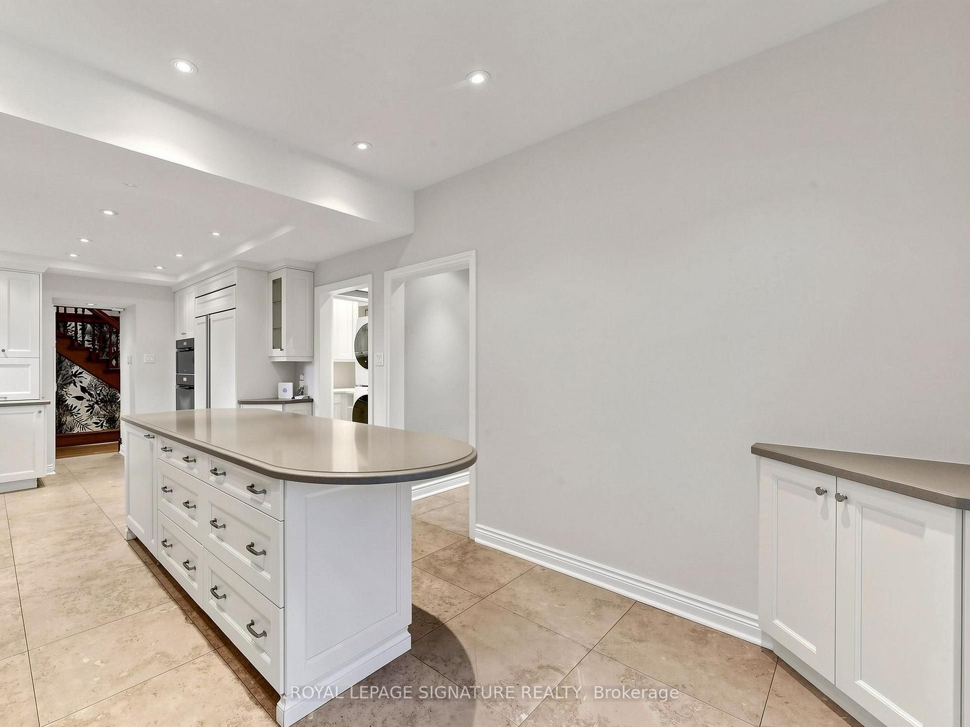 Photo 20 of 92 Inglewood Drive, Toronto, Rosedale-Moore Park — HOMEH