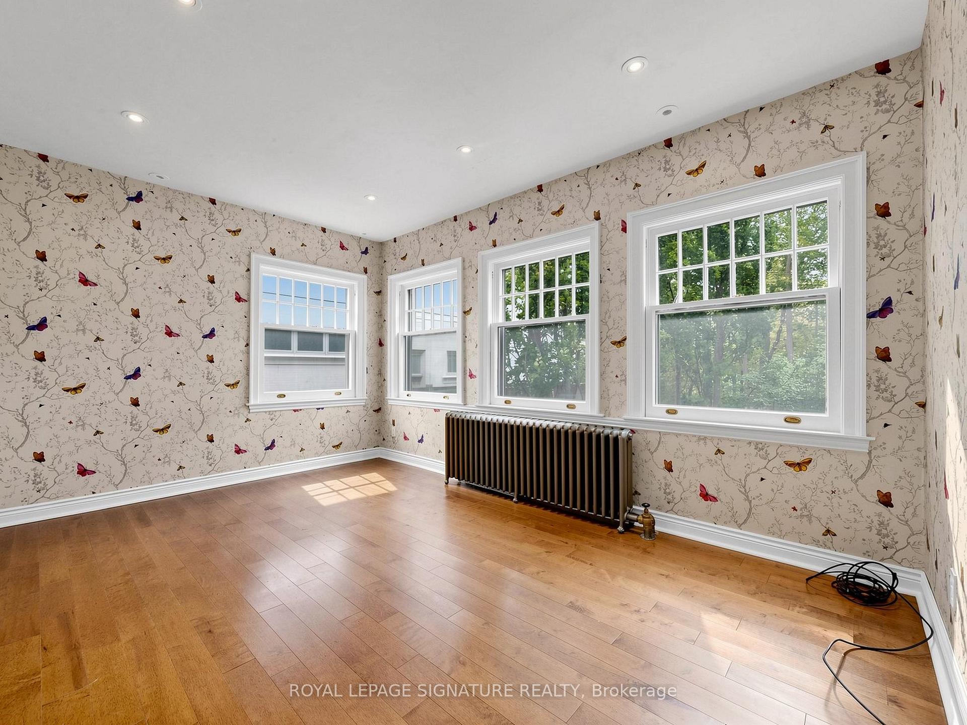 Photo 25 of 92 Inglewood Drive, Toronto, Rosedale-Moore Park — HOMEH