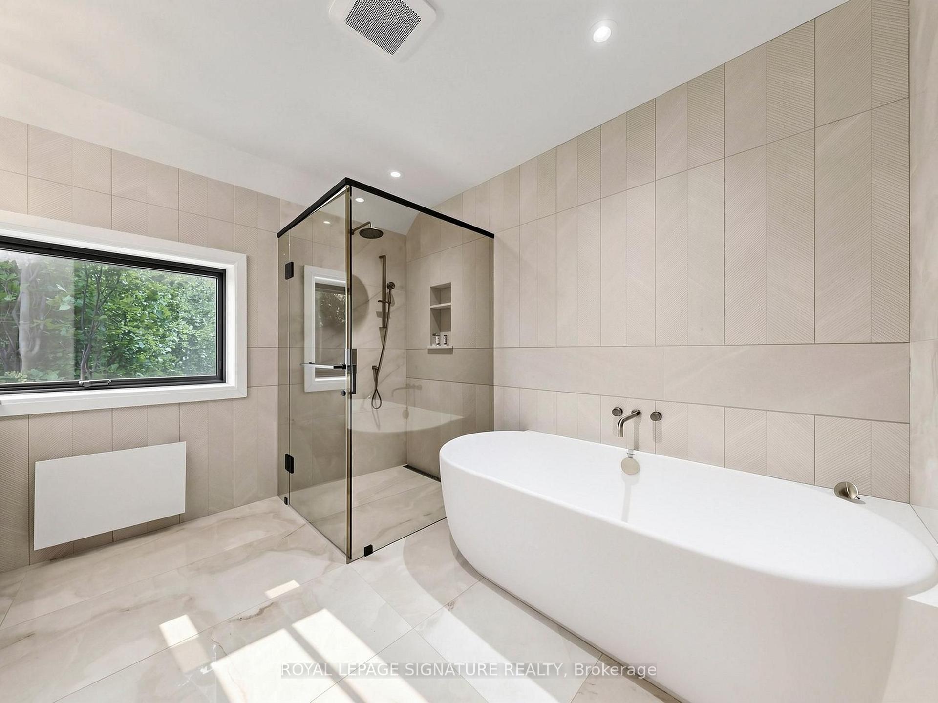 Photo 21 of 92 Inglewood Drive, Toronto, Rosedale-Moore Park — HOMEH
