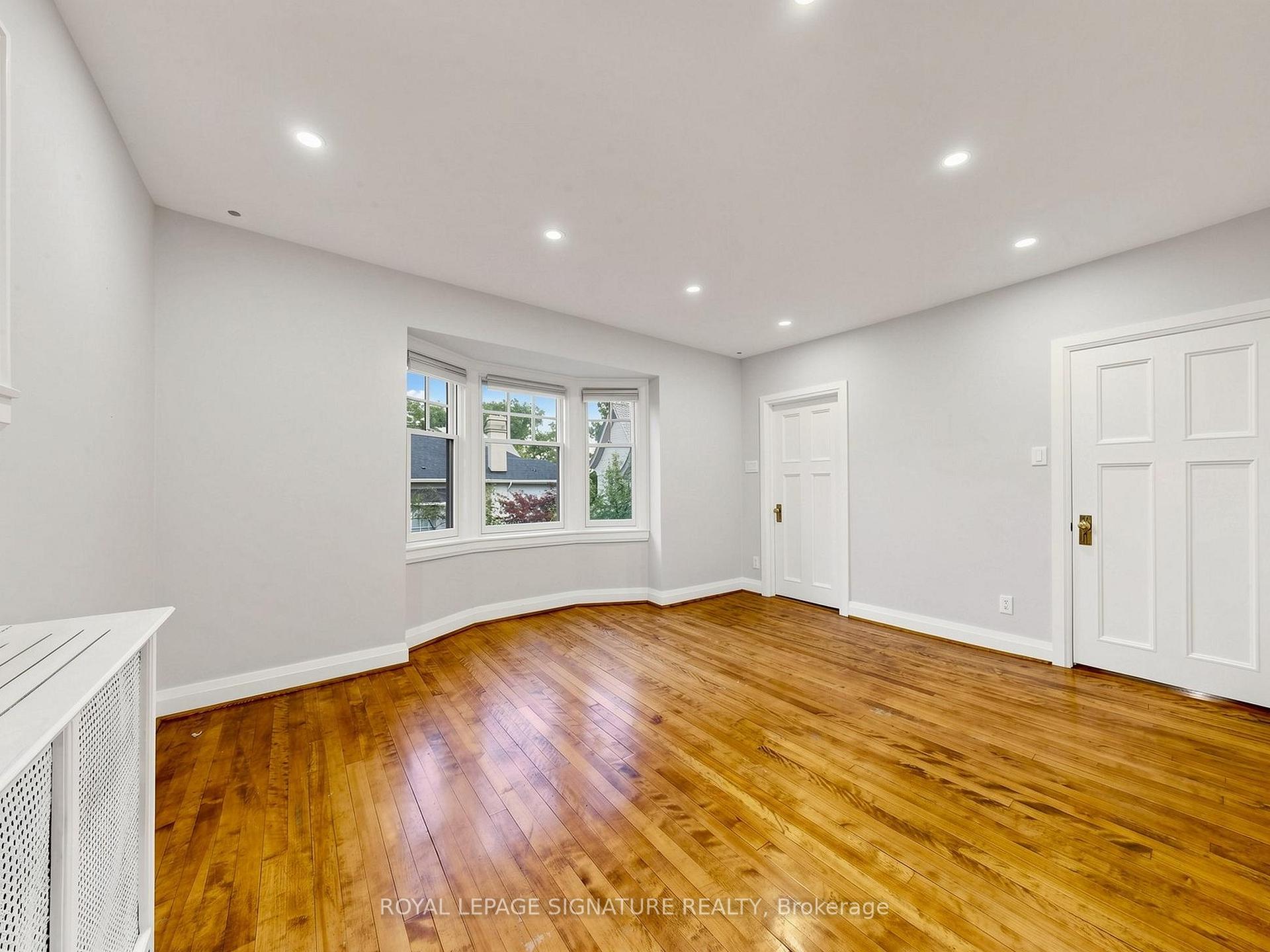 Photo 24 of 92 Inglewood Drive, Toronto, Rosedale-Moore Park — HOMEH