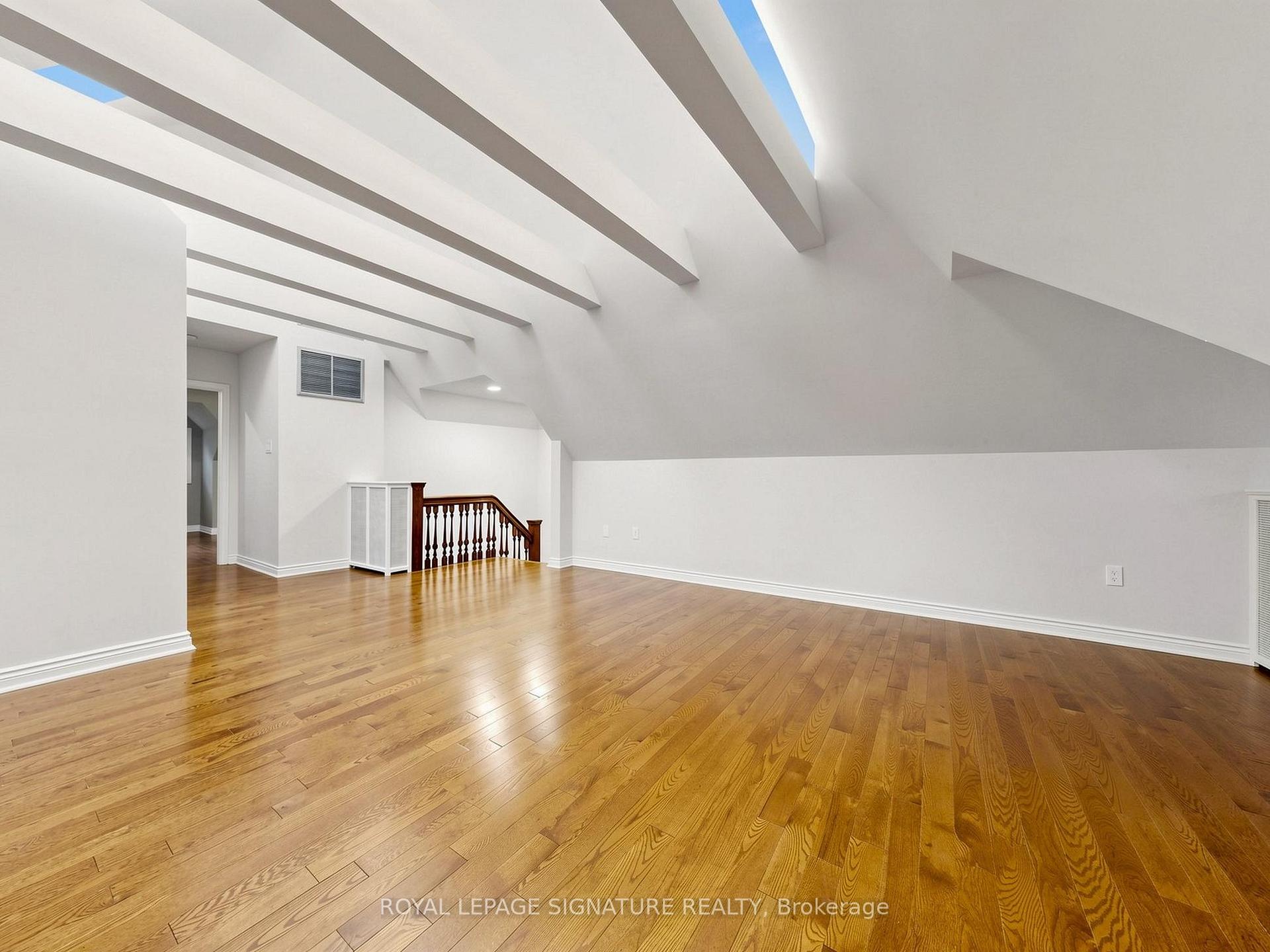 Photo 42 of 92 Inglewood Drive, Toronto, Rosedale-Moore Park — HOMEH