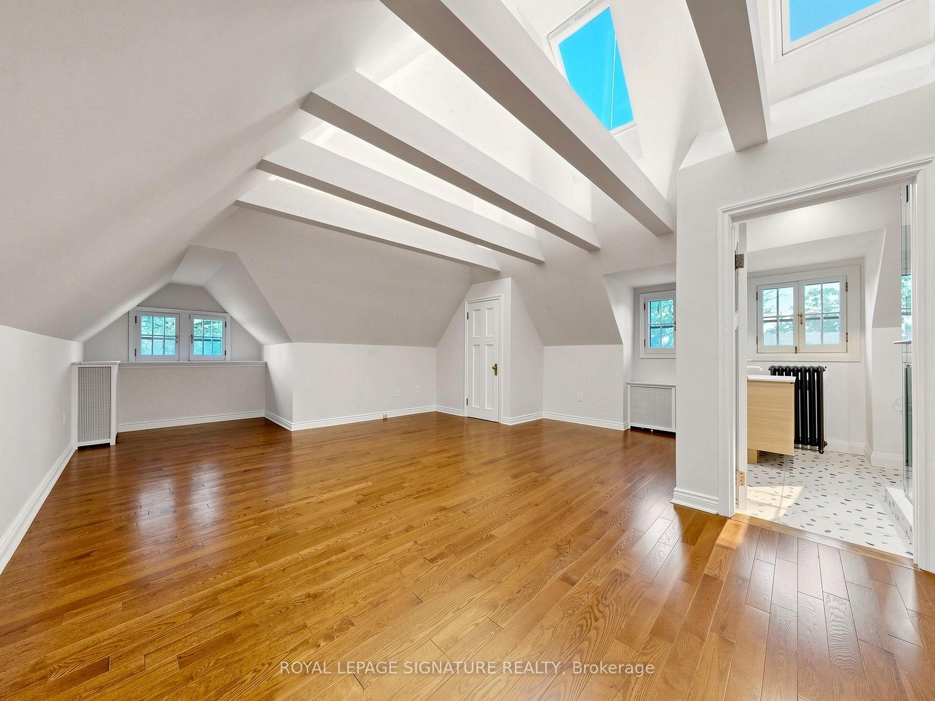Photo 30 of 92 Inglewood Drive, Toronto, Rosedale-Moore Park — HOMEH