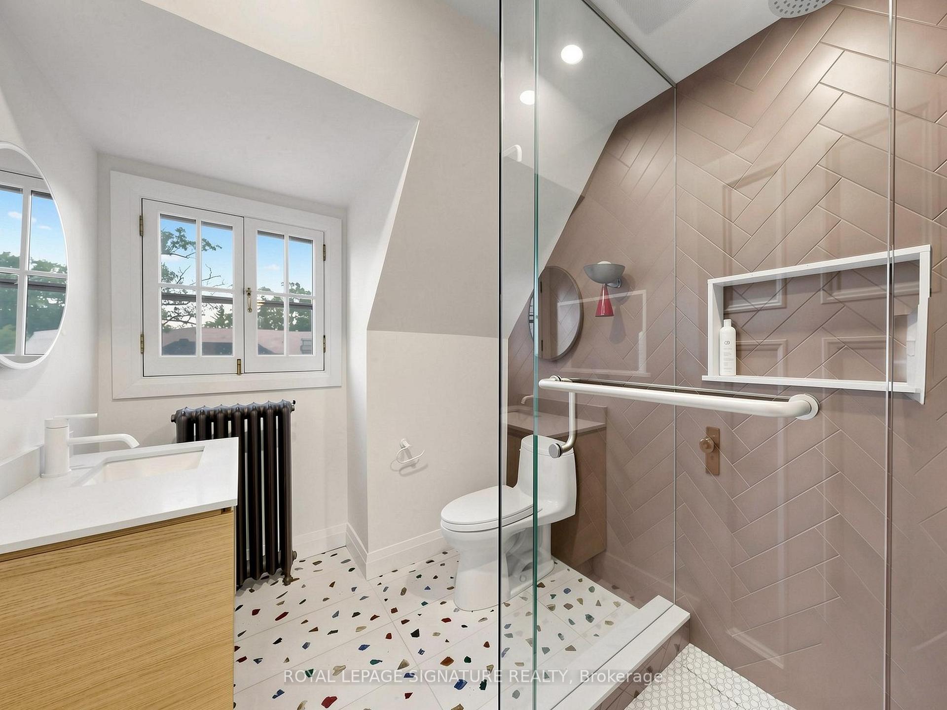 Photo 31 of 92 Inglewood Drive, Toronto, Rosedale-Moore Park — HOMEH