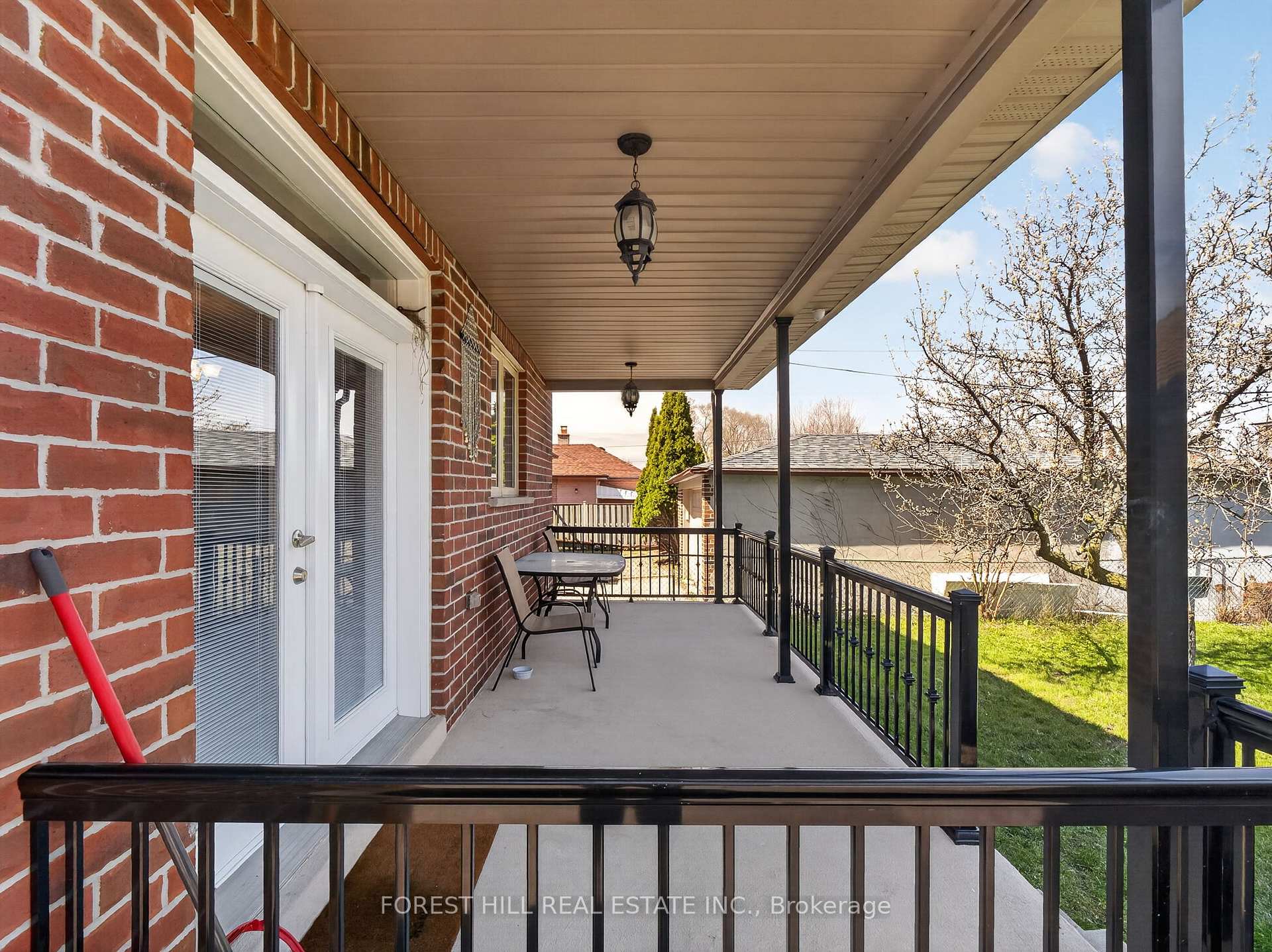 Photo 3 of 114 Regent Road, North York, Downsview-Roding-CFB — HOMEH