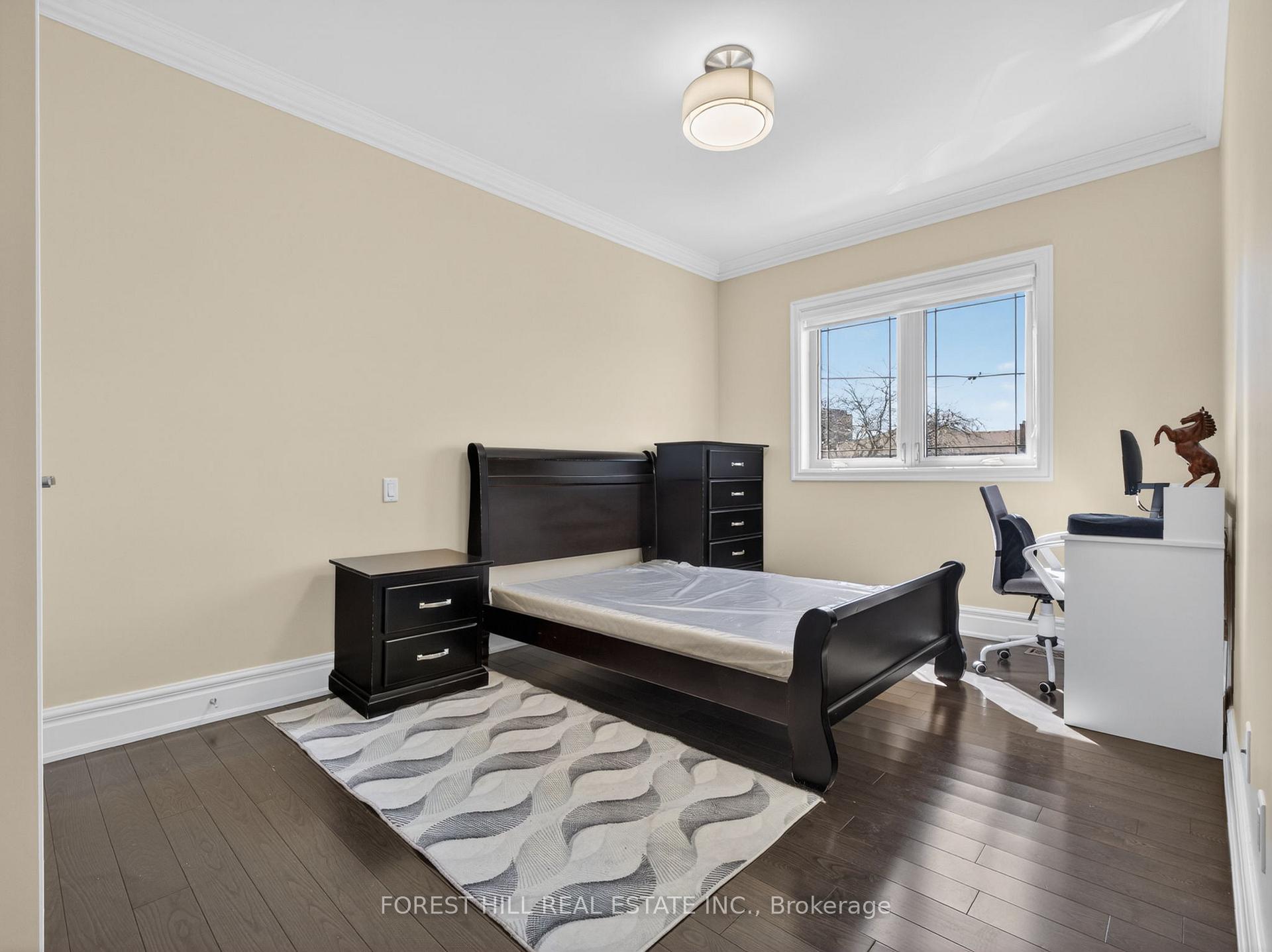 Photo 24 of 114 Regent Road, North York, Downsview-Roding-CFB — HOMEH