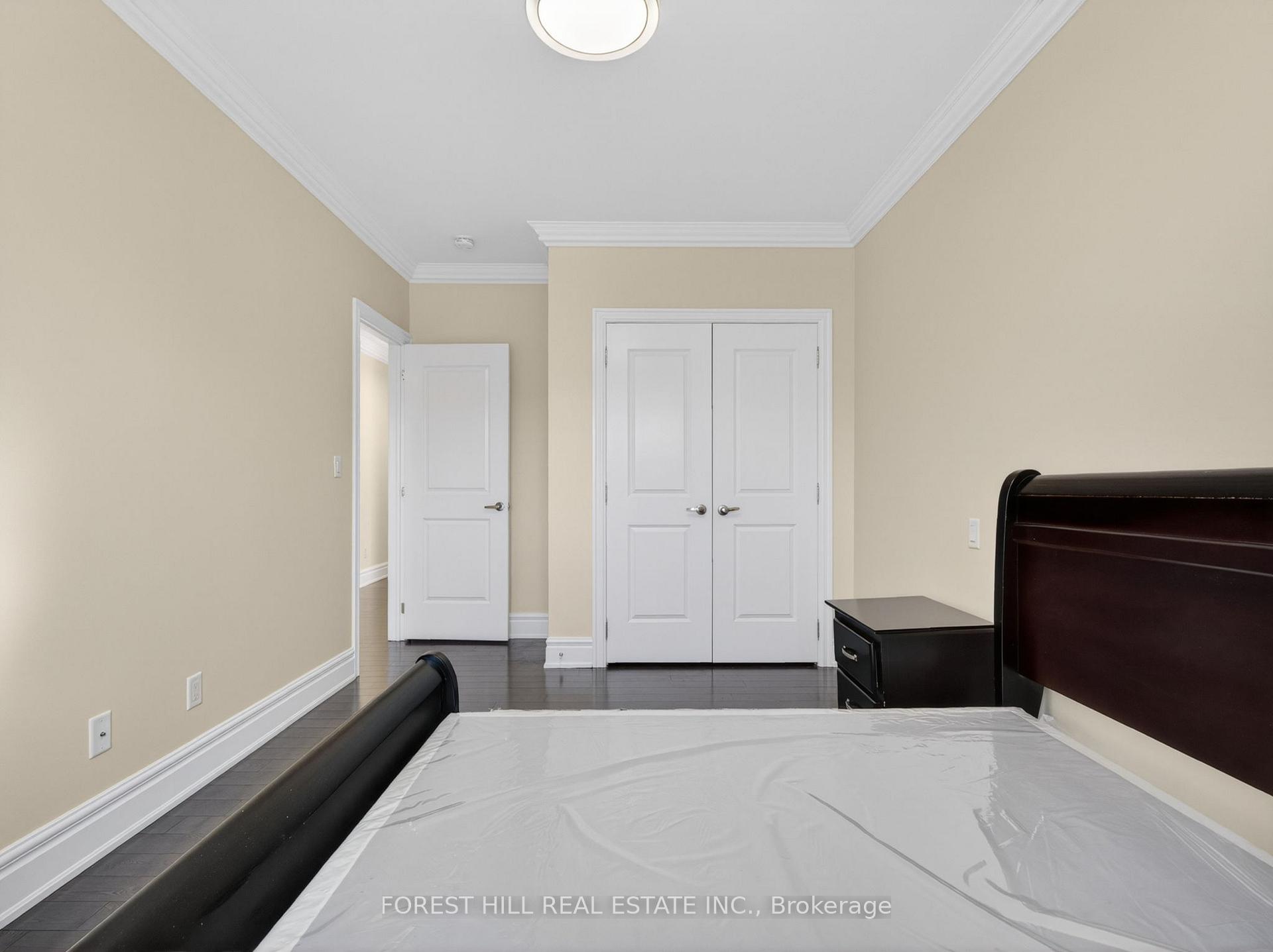Photo 27 of 114 Regent Road, North York, Downsview-Roding-CFB — HOMEH