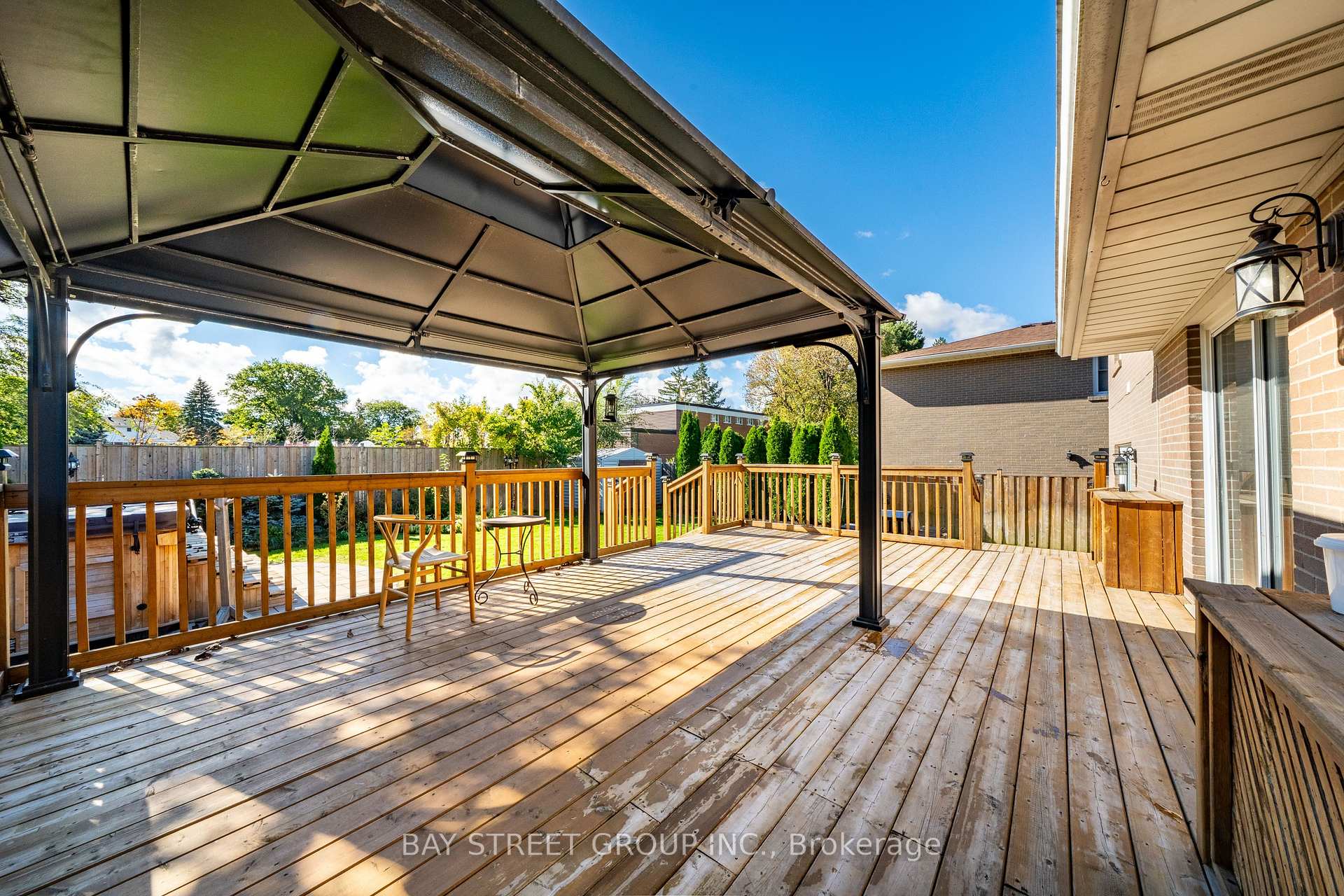 Photo 44 of 203 Cassandra Boulevard, North York, Parkwoods-Donalda — HOMEH