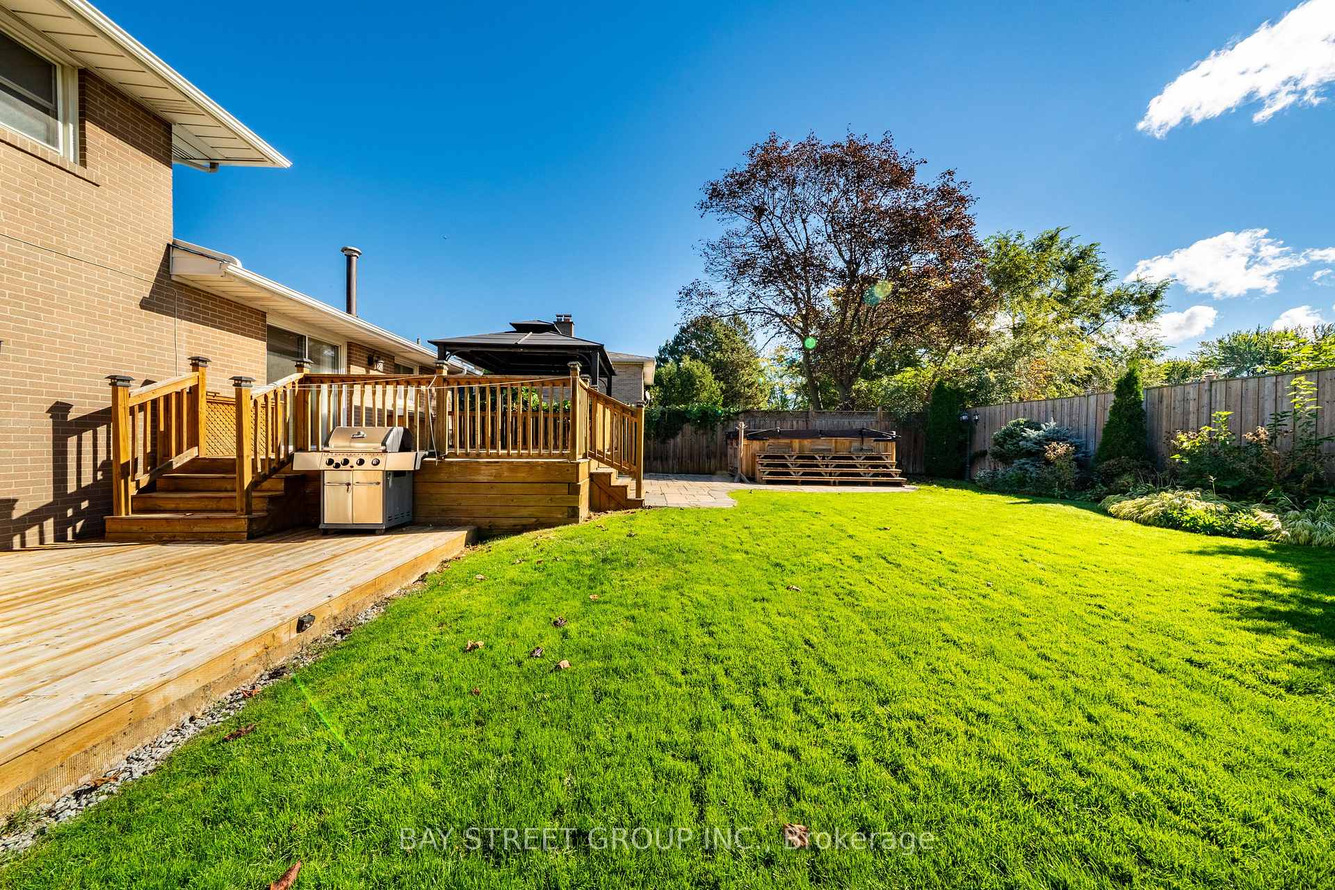 Photo 45 of 203 Cassandra Boulevard, North York, Parkwoods-Donalda — HOMEH