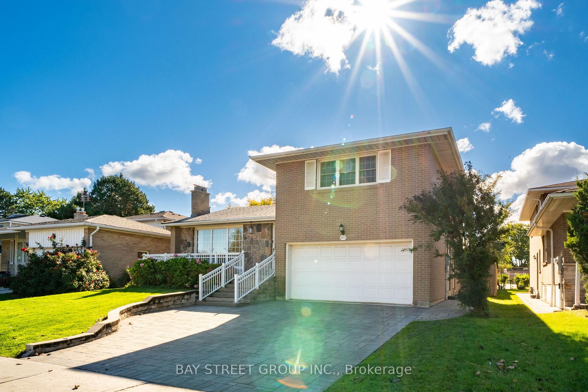Photo 47 of 203 Cassandra Boulevard, North York, Parkwoods-Donalda — HOMEH