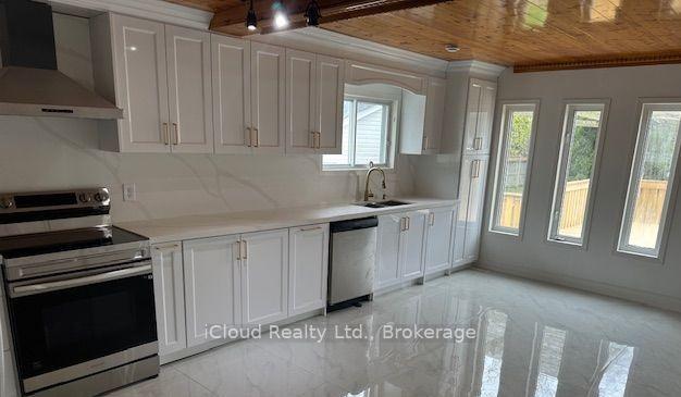Photo 11 of 72 Thickson Road N, Whitby, Blue Grass Meadows — HOMEH