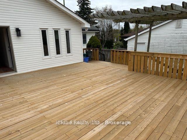 Photo 15 of 72 Thickson Road N, Whitby, Blue Grass Meadows — HOMEH