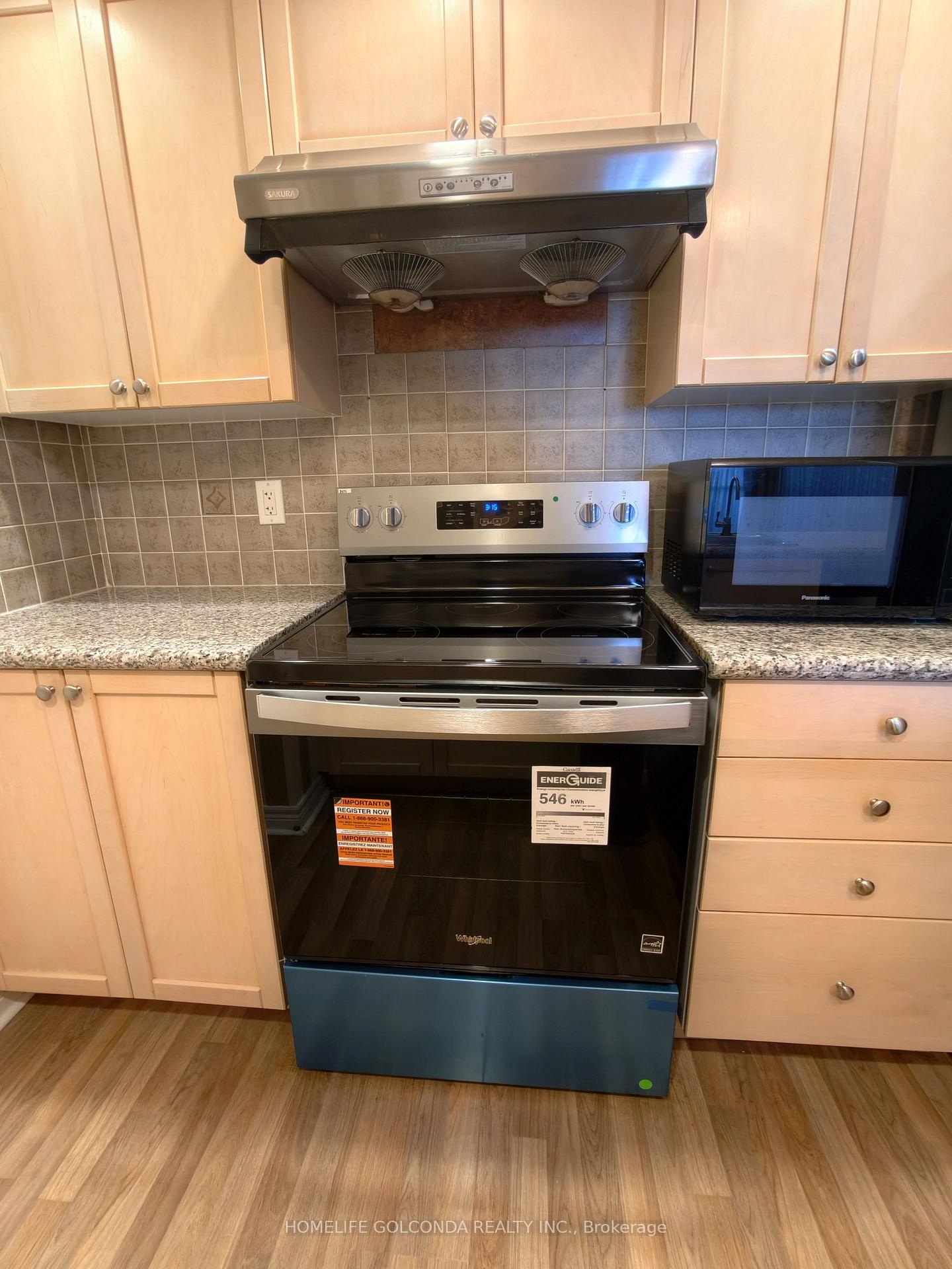 Photo 4 of Unit 720, 33 Cox Boulevard, Markham, Unionville — HOMEH