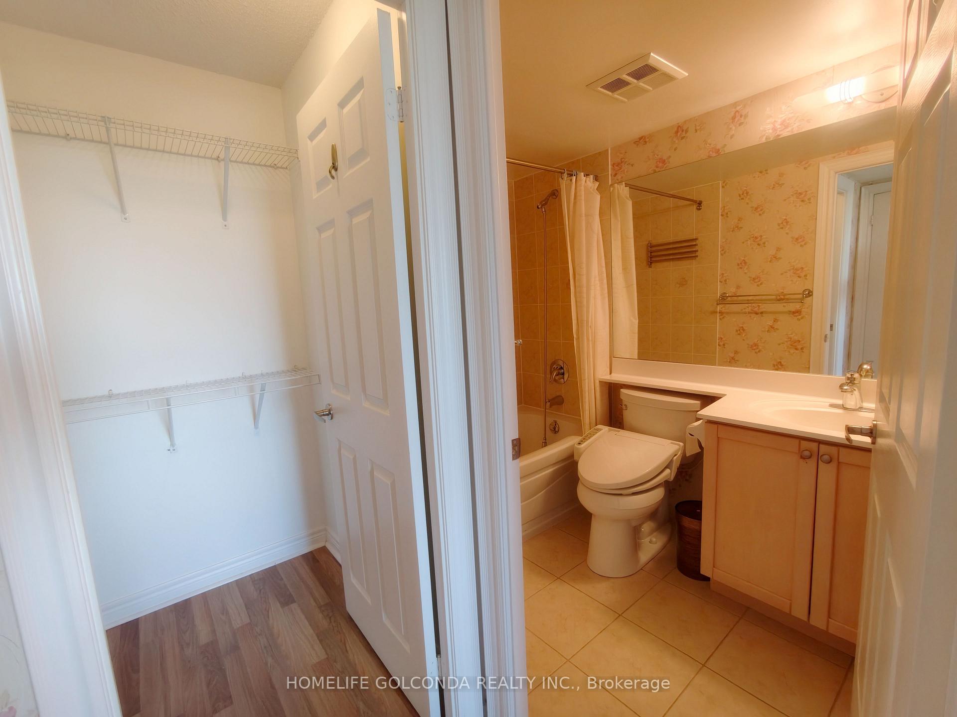 Photo 13 of Unit 720, 33 Cox Boulevard, Markham, Unionville — HOMEH