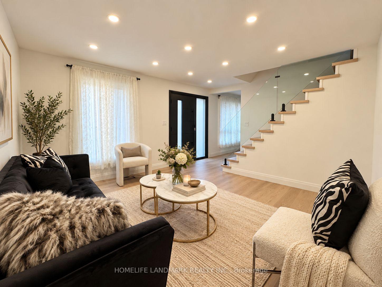 Photo 20 of 136 Grandview Avenue, Markham, Grandview — HOMEH