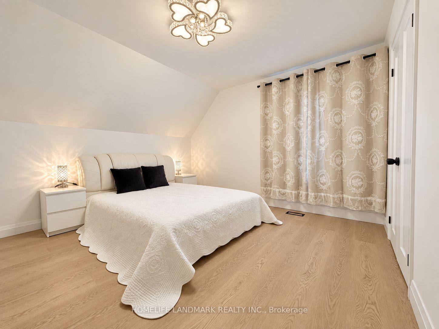 Photo 37 of 136 Grandview Avenue, Markham, Grandview — HOMEH