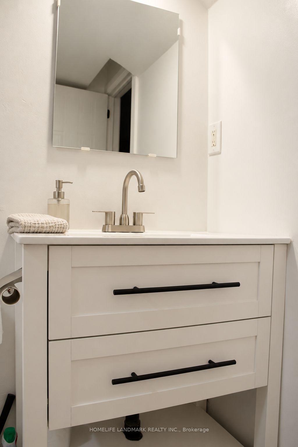 Photo 69 of 136 Grandview Avenue, Markham, Grandview — HOMEH