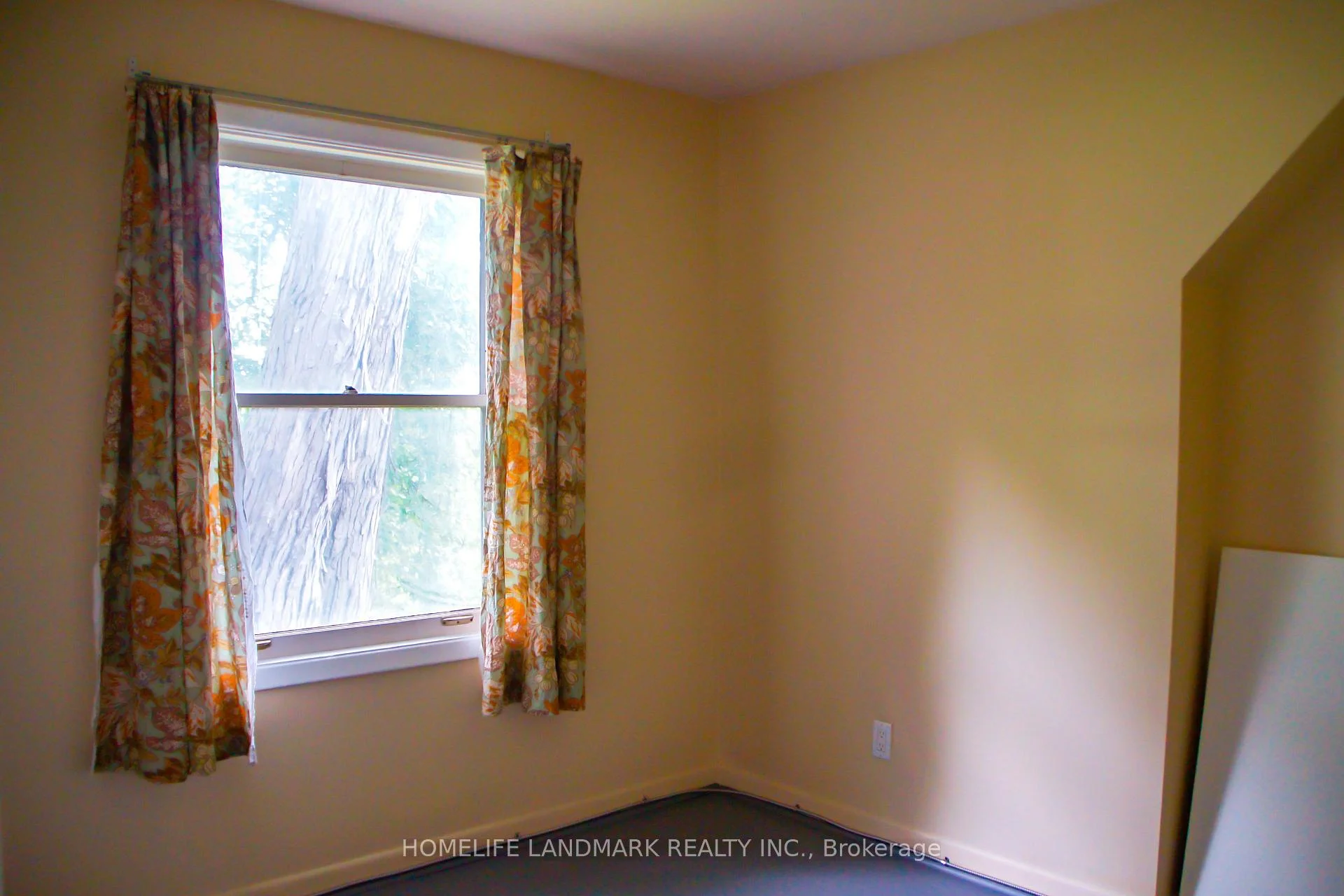 Photo 11 of 136 Grandview Avenue, Markham, Grandview — HOMEH