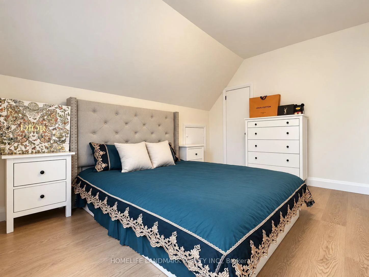 Photo 50 of 136 Grandview Avenue, Markham, Grandview — HOMEH