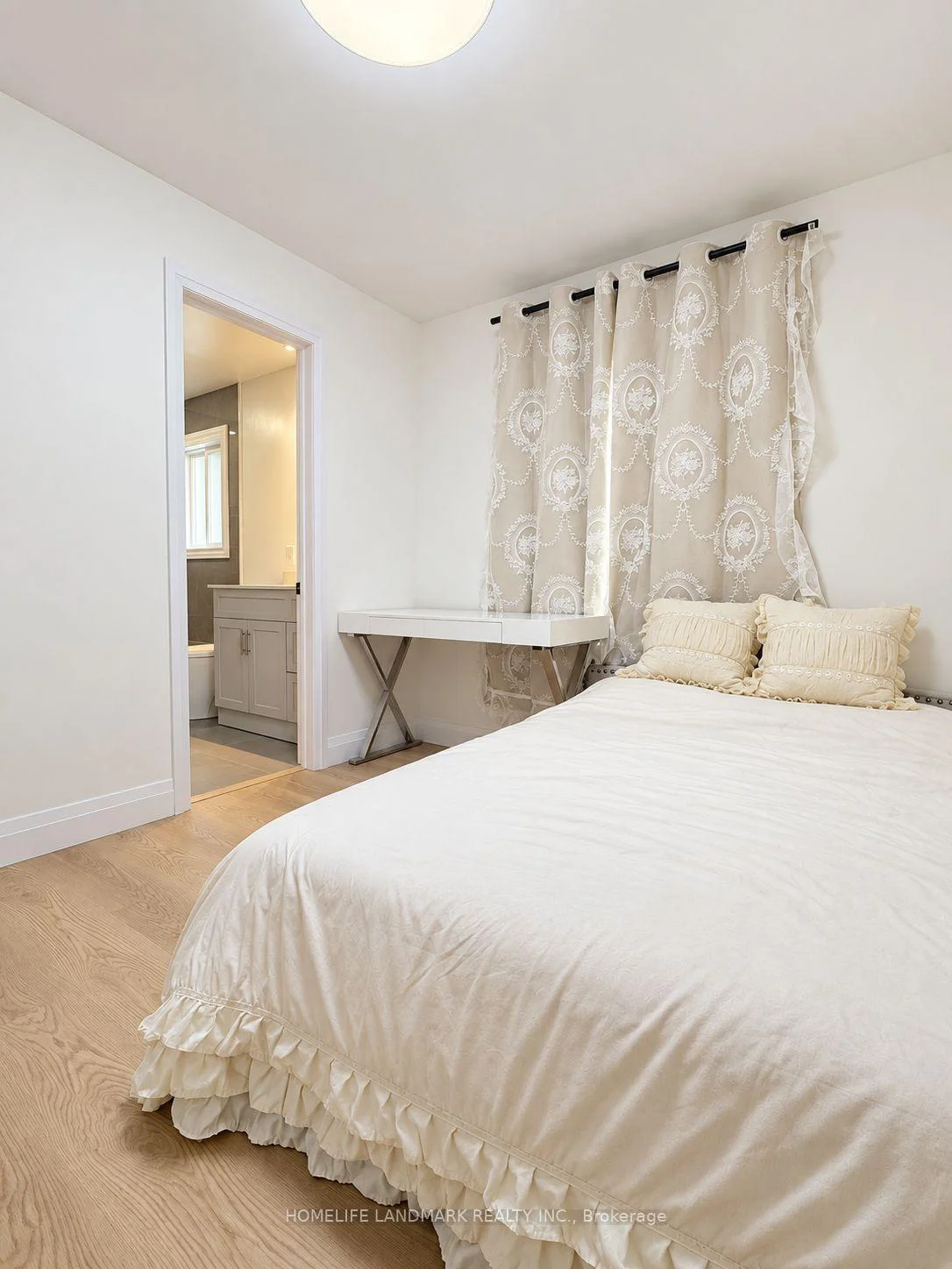Photo 64 of 136 Grandview Avenue, Markham, Grandview — HOMEH