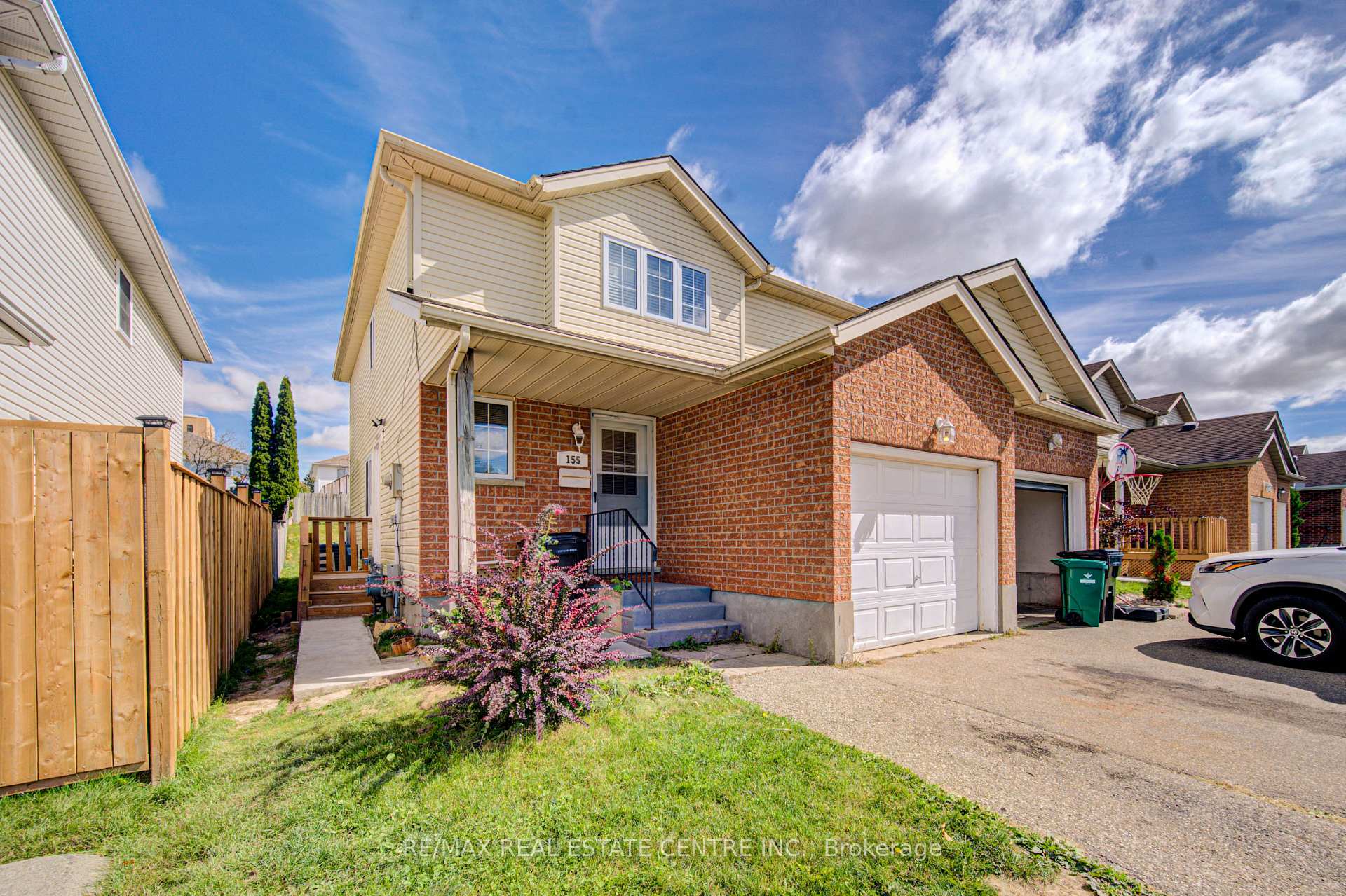 Photo 1 of 155 Highbrook Street, Kitchener, Laurentian Hills/Country Hills W — HOMEH
