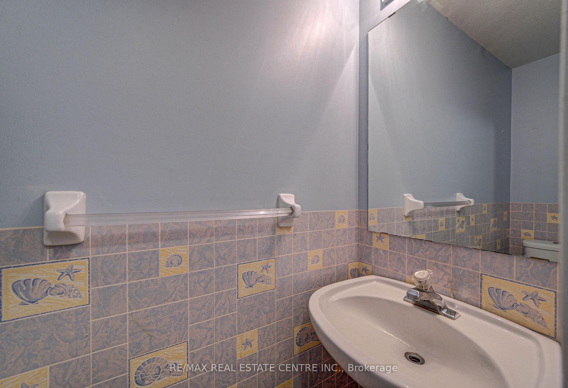 Photo 6 of 155 Highbrook Street, Kitchener, Laurentian Hills/Country Hills W — HOMEH