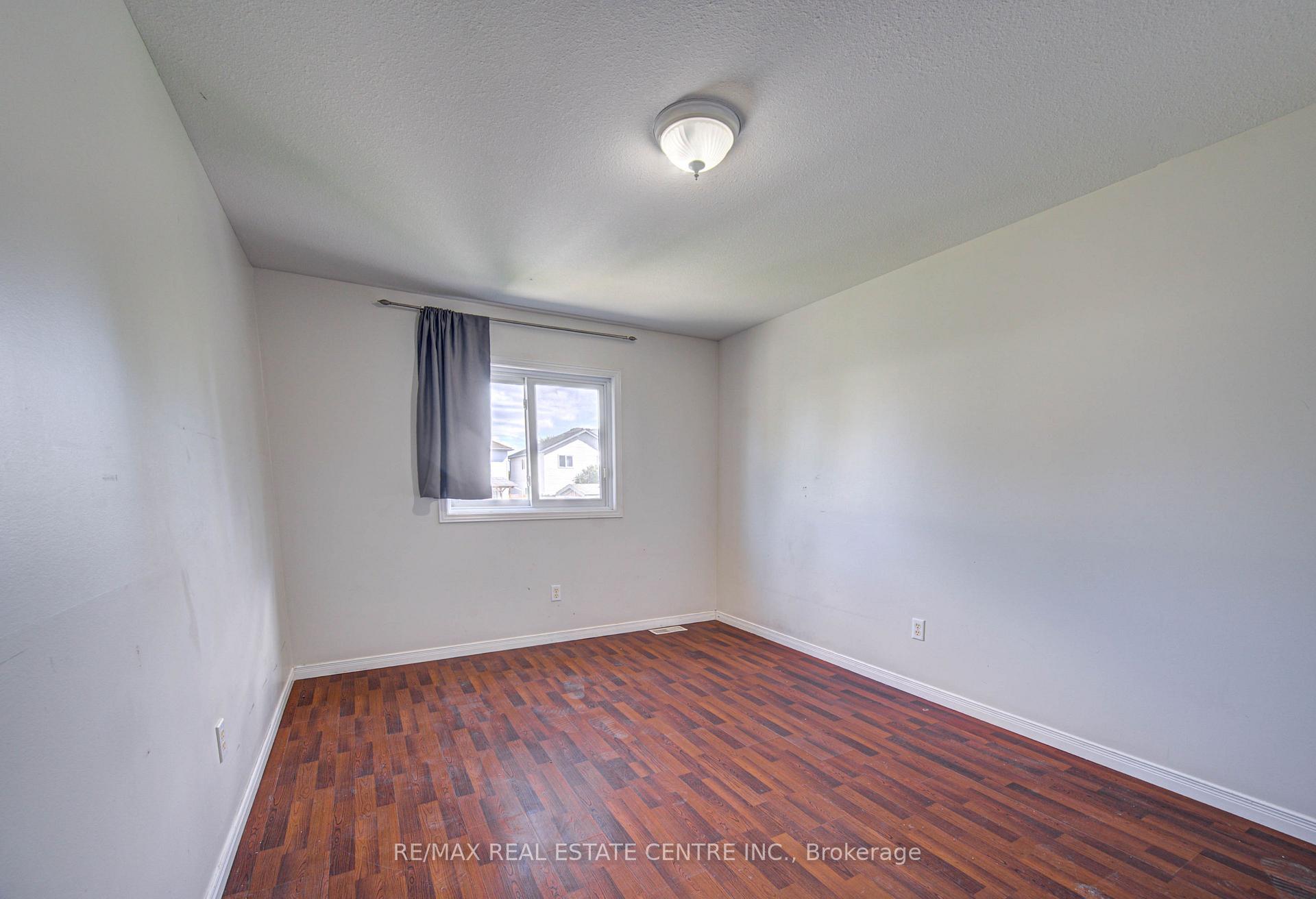 Photo 30 of 155 Highbrook Street, Kitchener, Laurentian Hills/Country Hills W — HOMEH