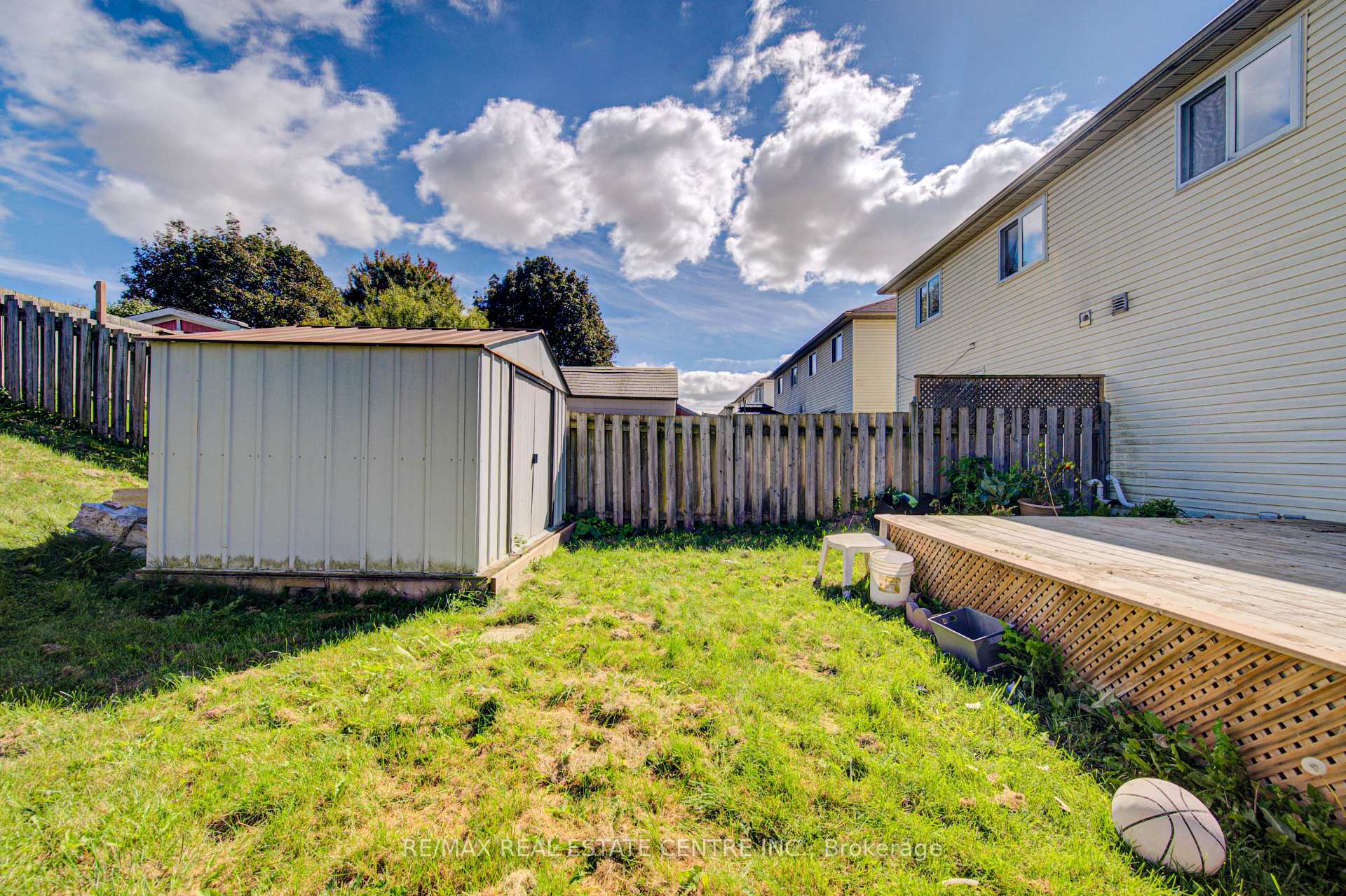 Photo 41 of 155 Highbrook Street, Kitchener, Laurentian Hills/Country Hills W — HOMEH