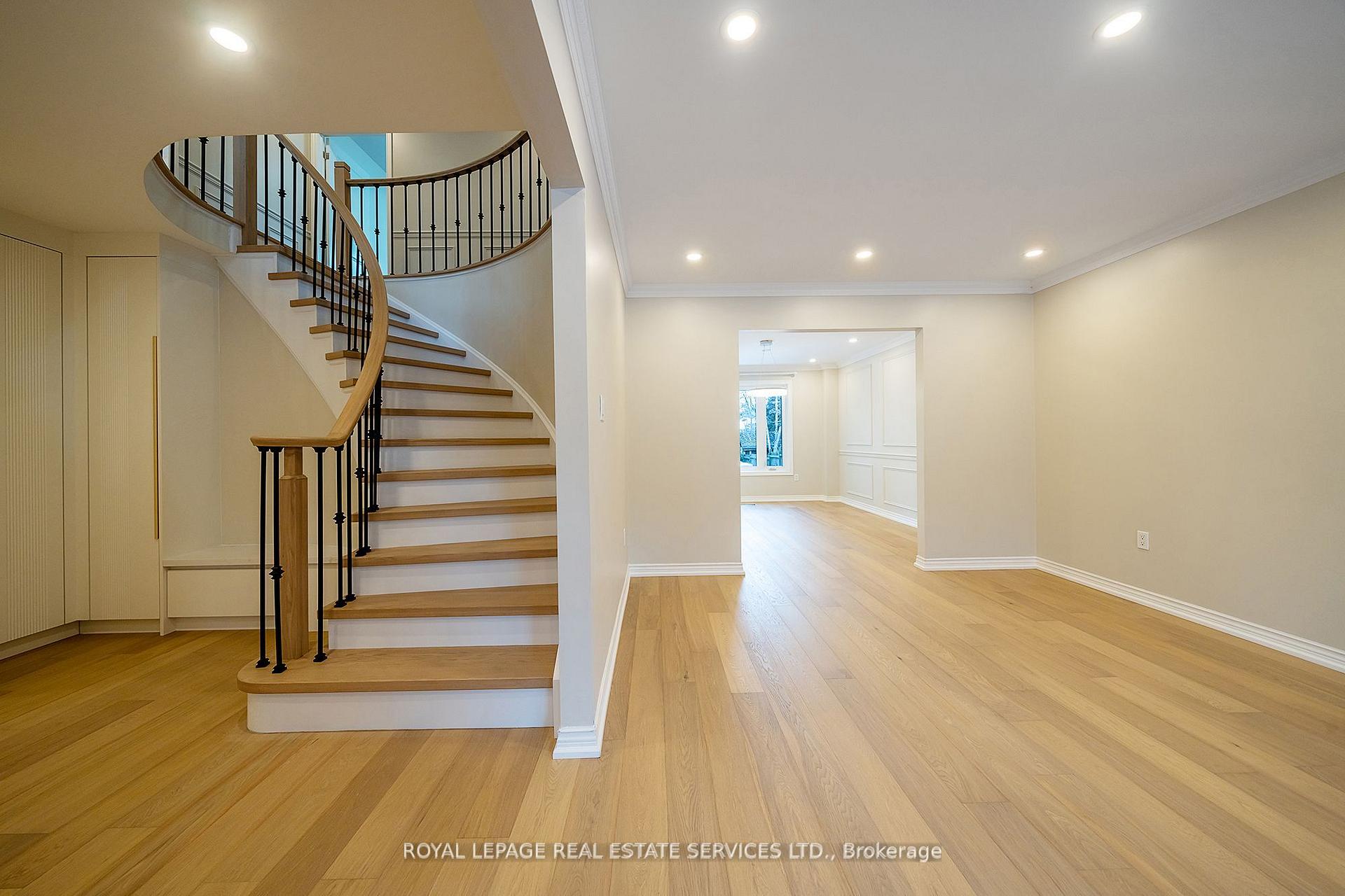 Photo 3 of Unit Upper, 2300 Cheverie Street, Oakville, Ford — HOMEH