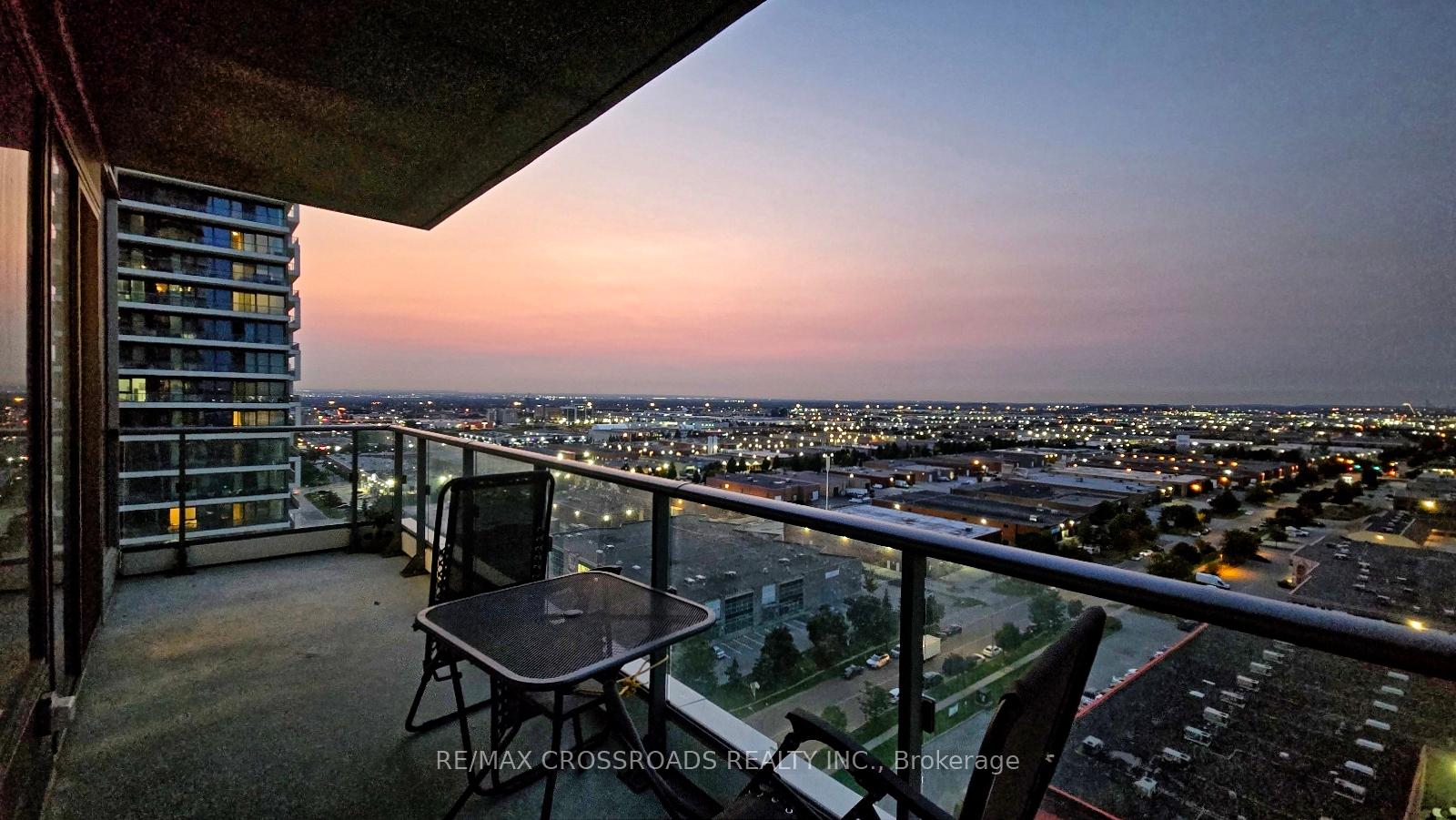 Photo 7 of Unit 1611, 1000 Portage Parkway, Vaughan, Vaughan Corporate Centre — HOMEH