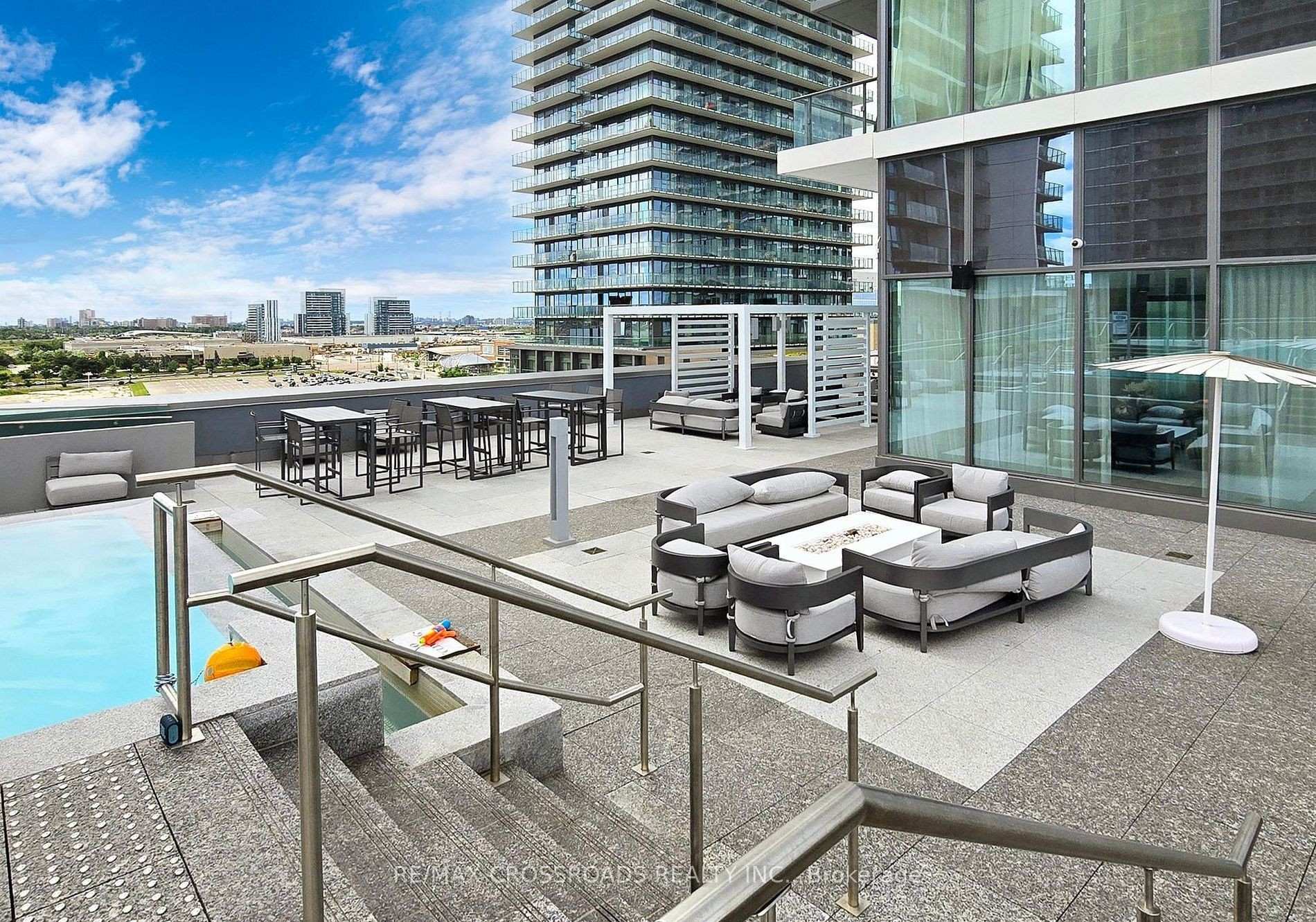 Photo 16 of Unit 1611, 1000 Portage Parkway, Vaughan, Vaughan Corporate Centre — HOMEH