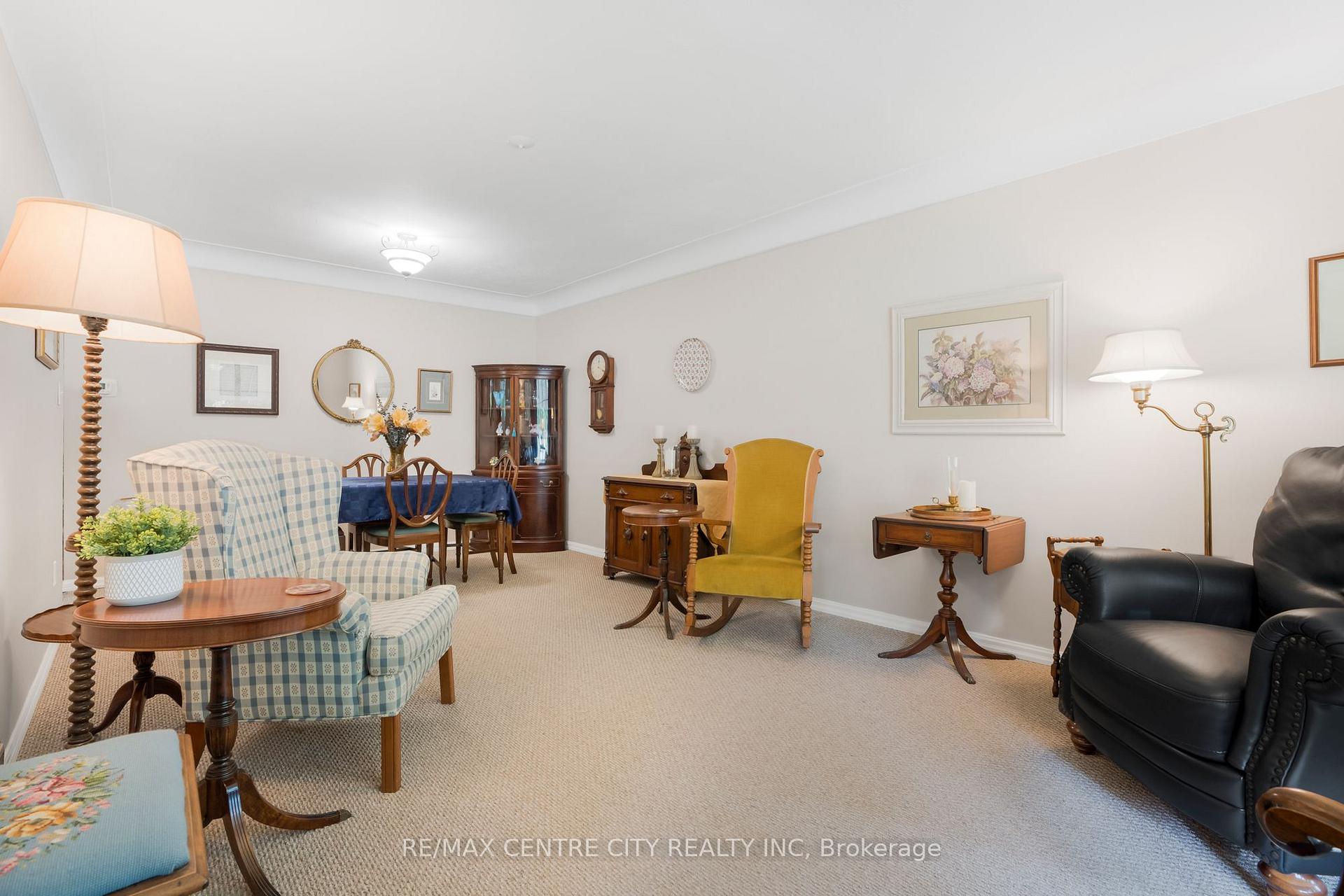 Photo 5 of 4 Quail Place, Chatham-Kent, NW — HOMEH