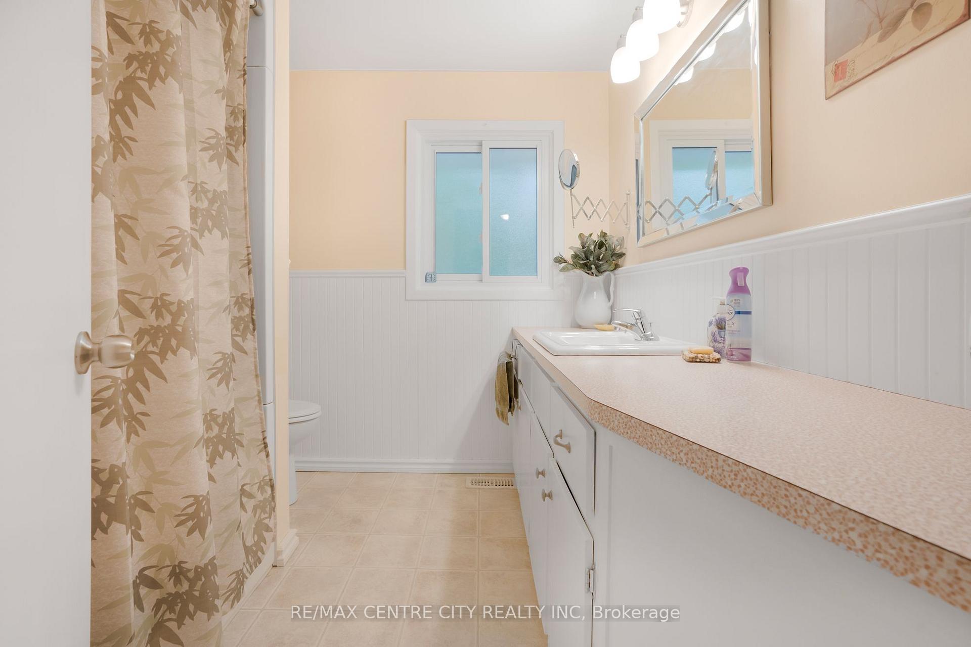 Photo 13 of 4 Quail Place, Chatham-Kent, NW — HOMEH