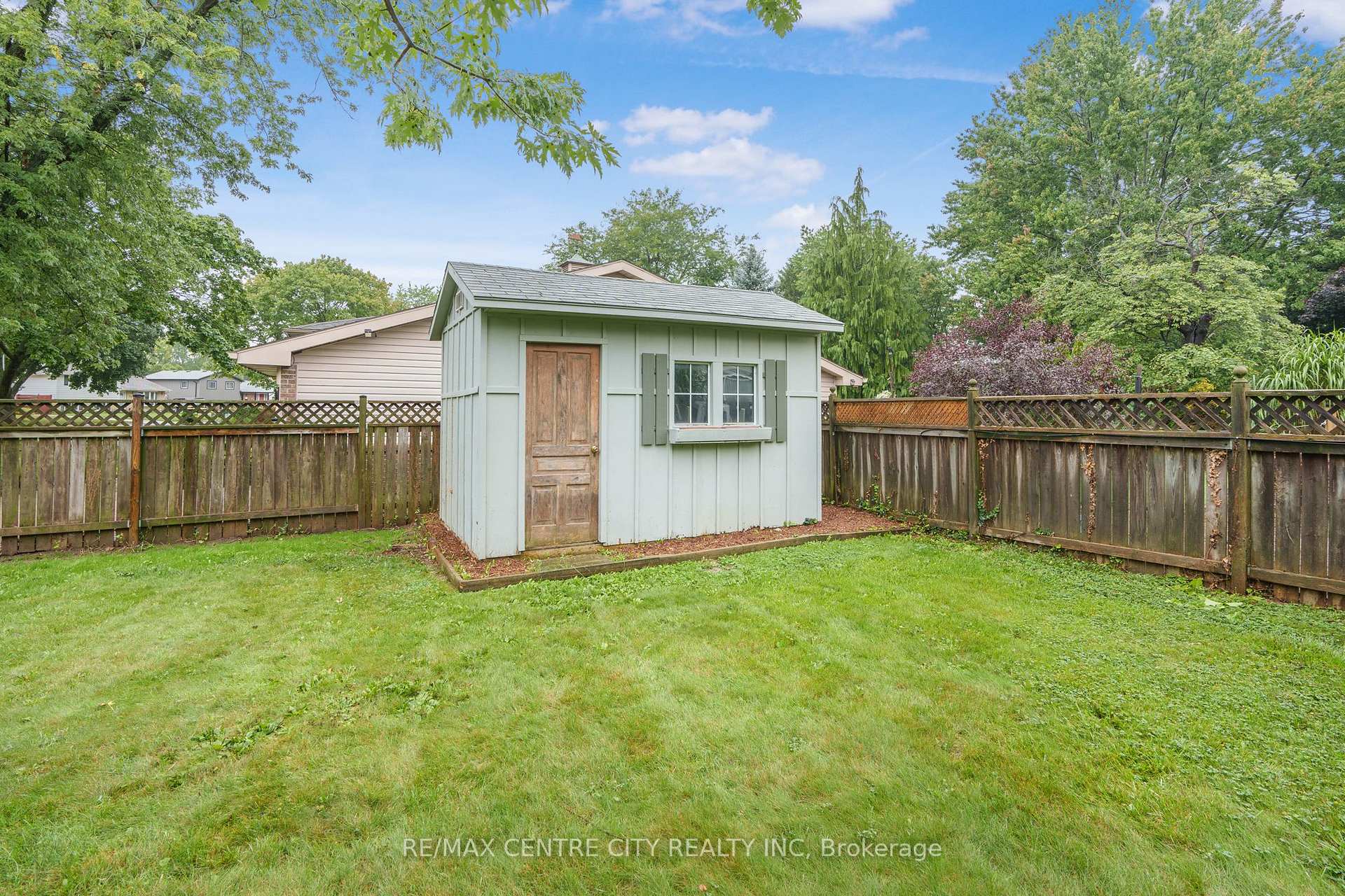 Photo 32 of 4 Quail Place, Chatham-Kent, NW — HOMEH