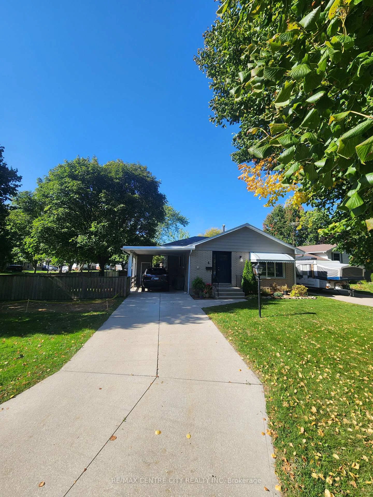 Photo 37 of 4 Quail Place, Chatham-Kent, NW — HOMEH