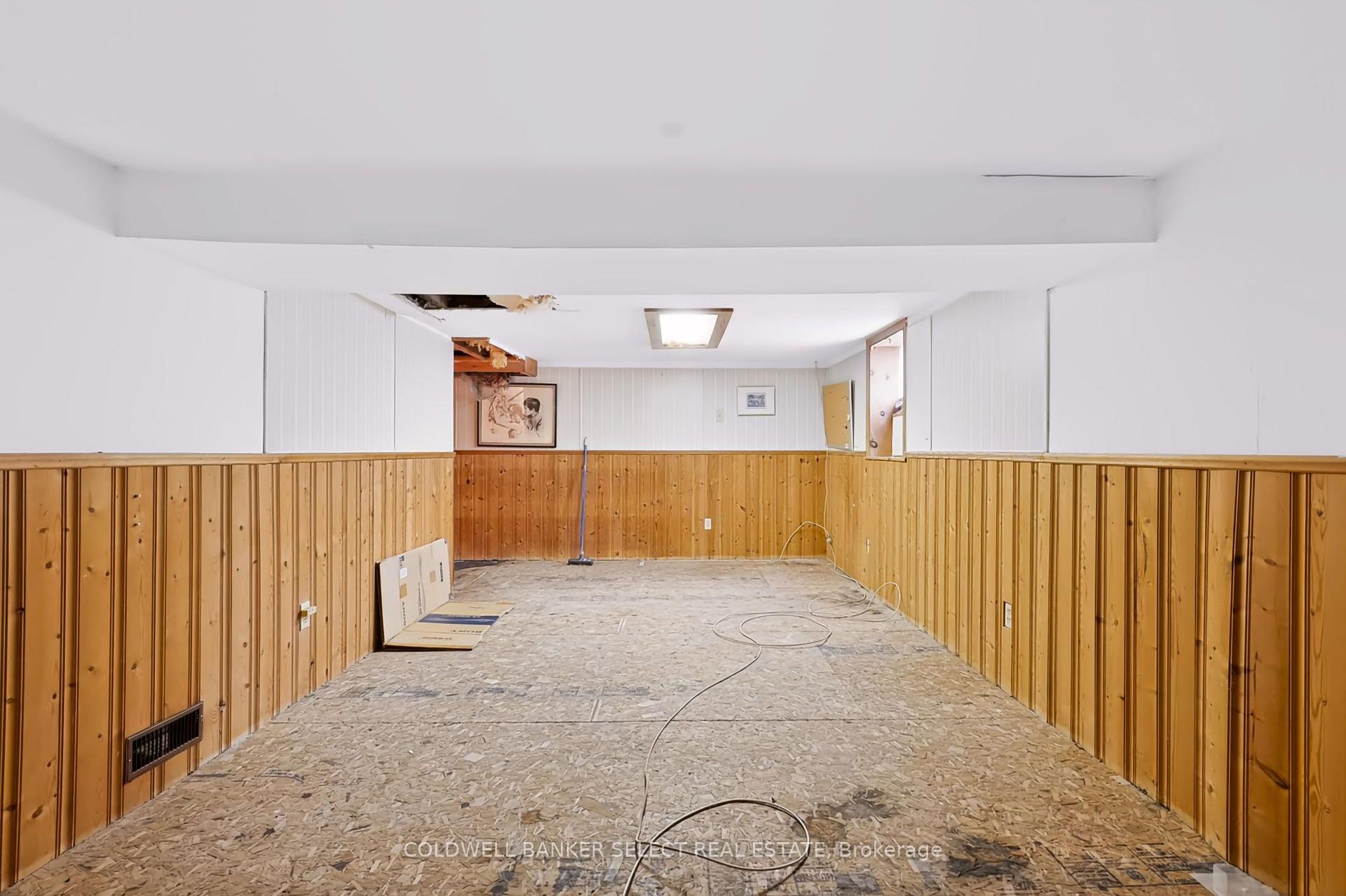 Photo 28 of 642 Upper Wellington Street, Hamilton, Centremount — HOMEH