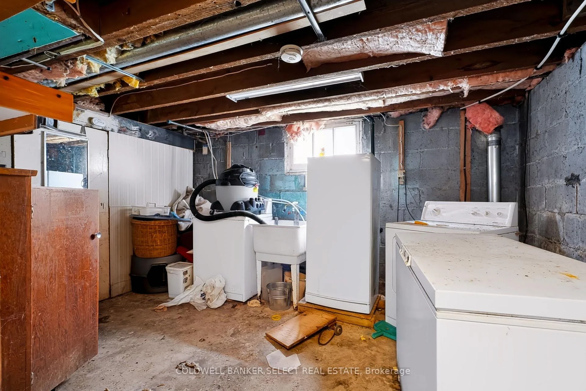 Photo 32 of 642 Upper Wellington Street, Hamilton, Centremount — HOMEH
