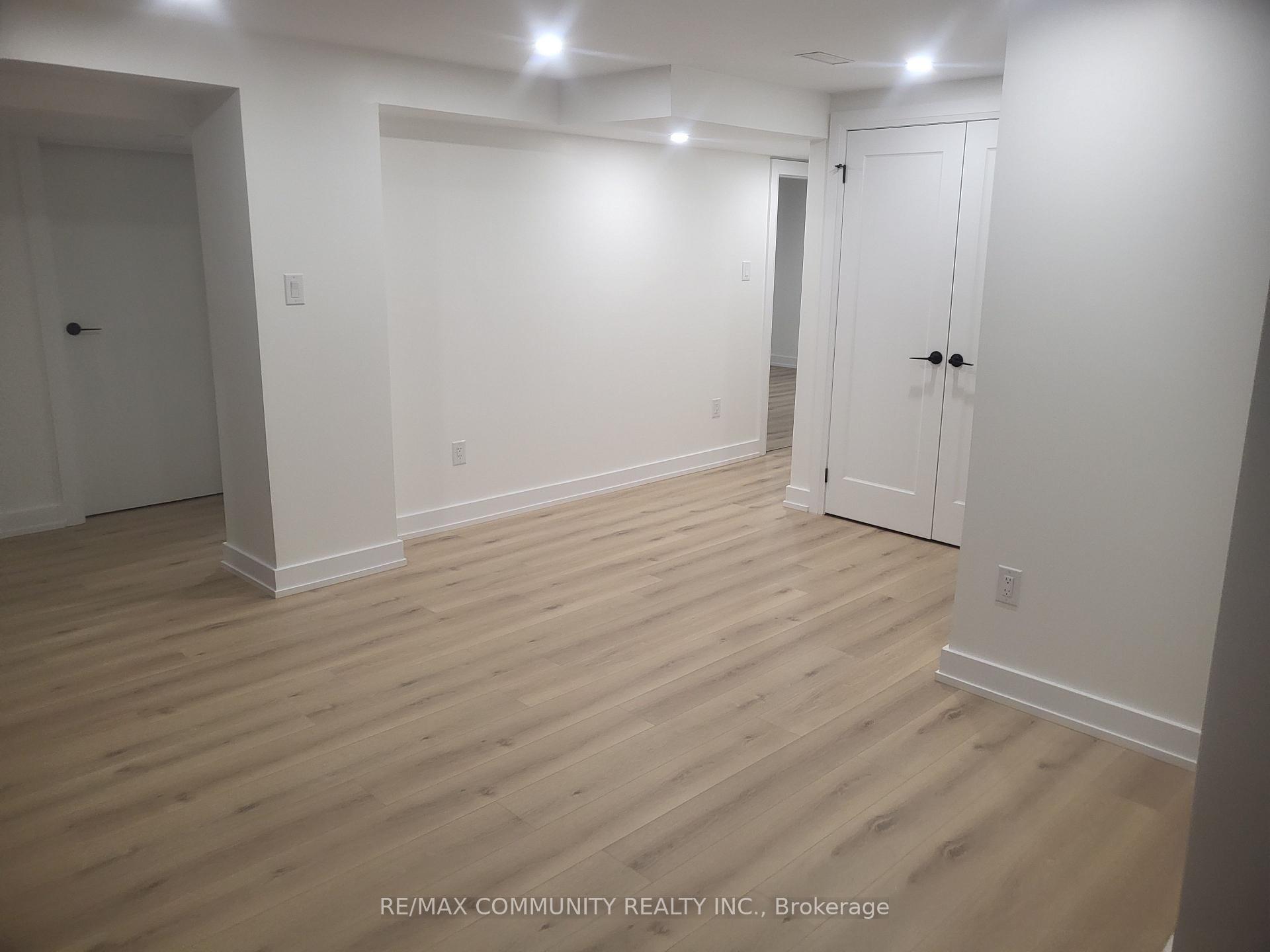 Photo 6 of Unit Basement, 609 Amberwood Crescent, Pickering, Amberlea — HOMEH