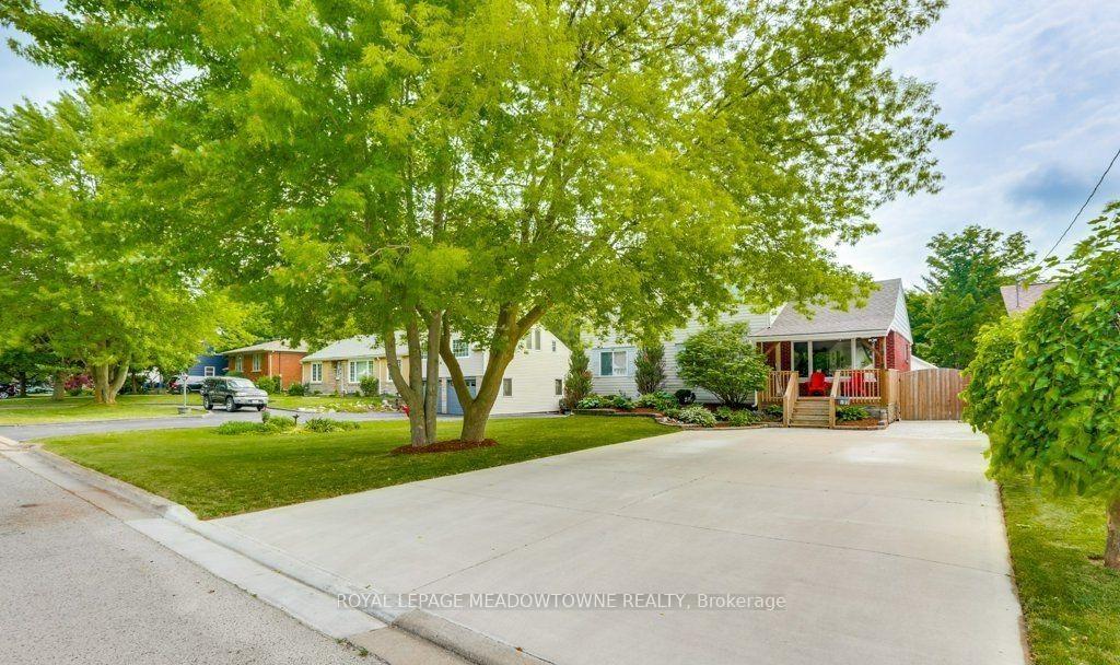 Photo 1 of Unit BSMT, 1018 Willow Drive, London, South Y — HOMEH
