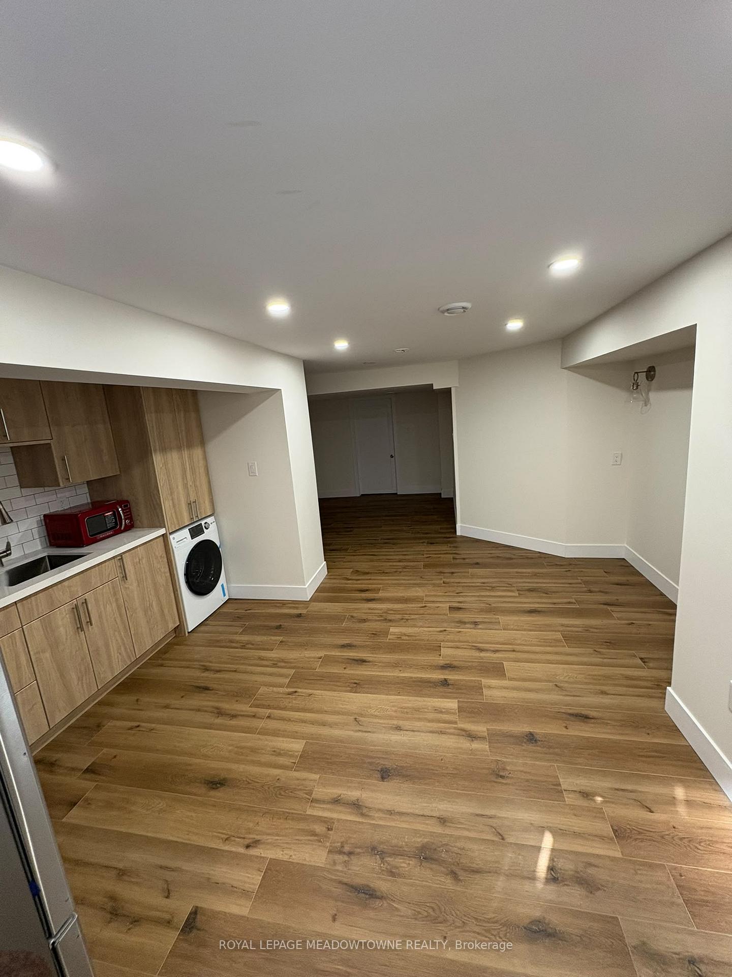 Photo 7 of Unit BSMT, 1018 Willow Drive, London, South Y — HOMEH